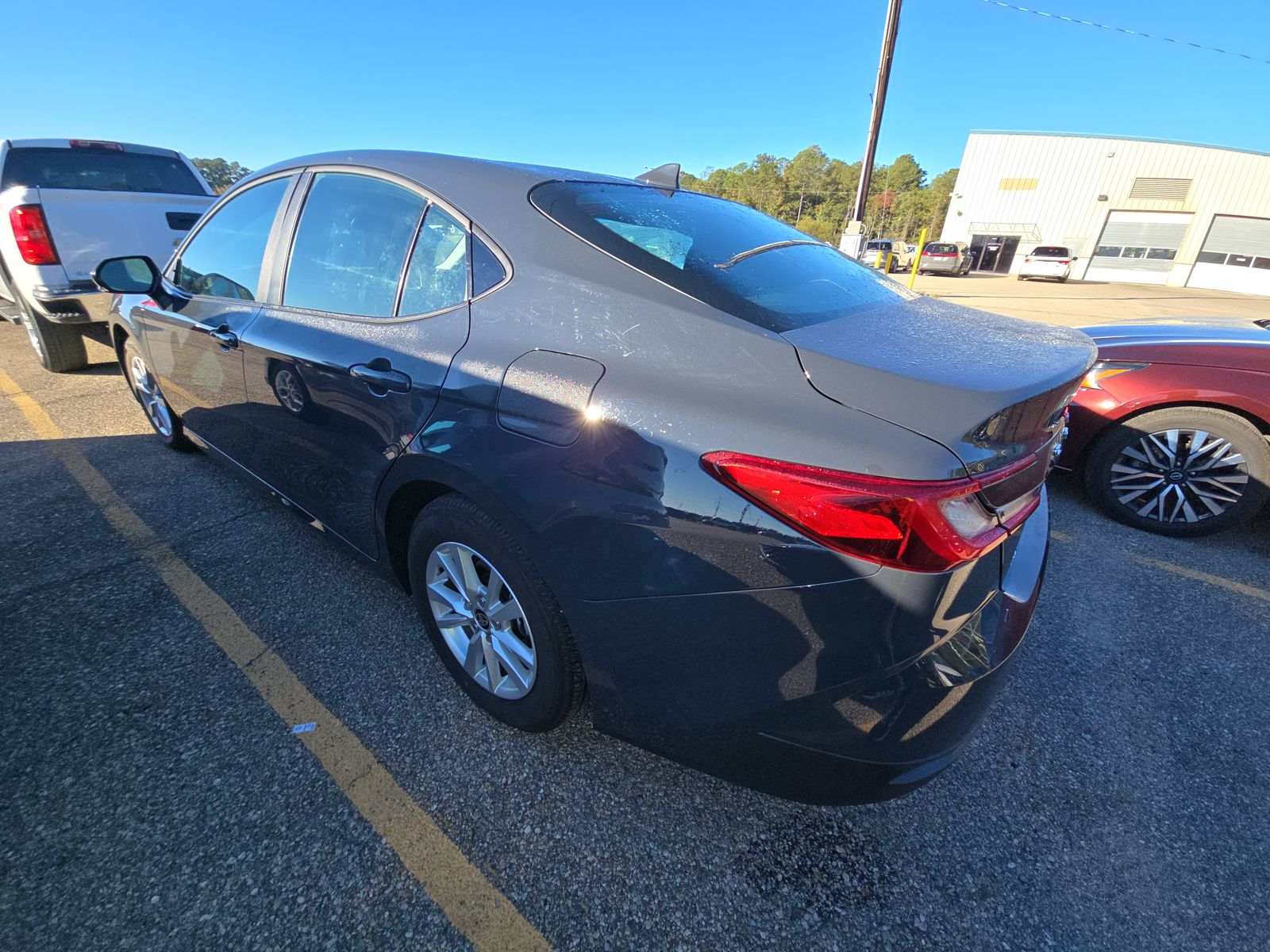 2025 Toyota Camry LE FWD