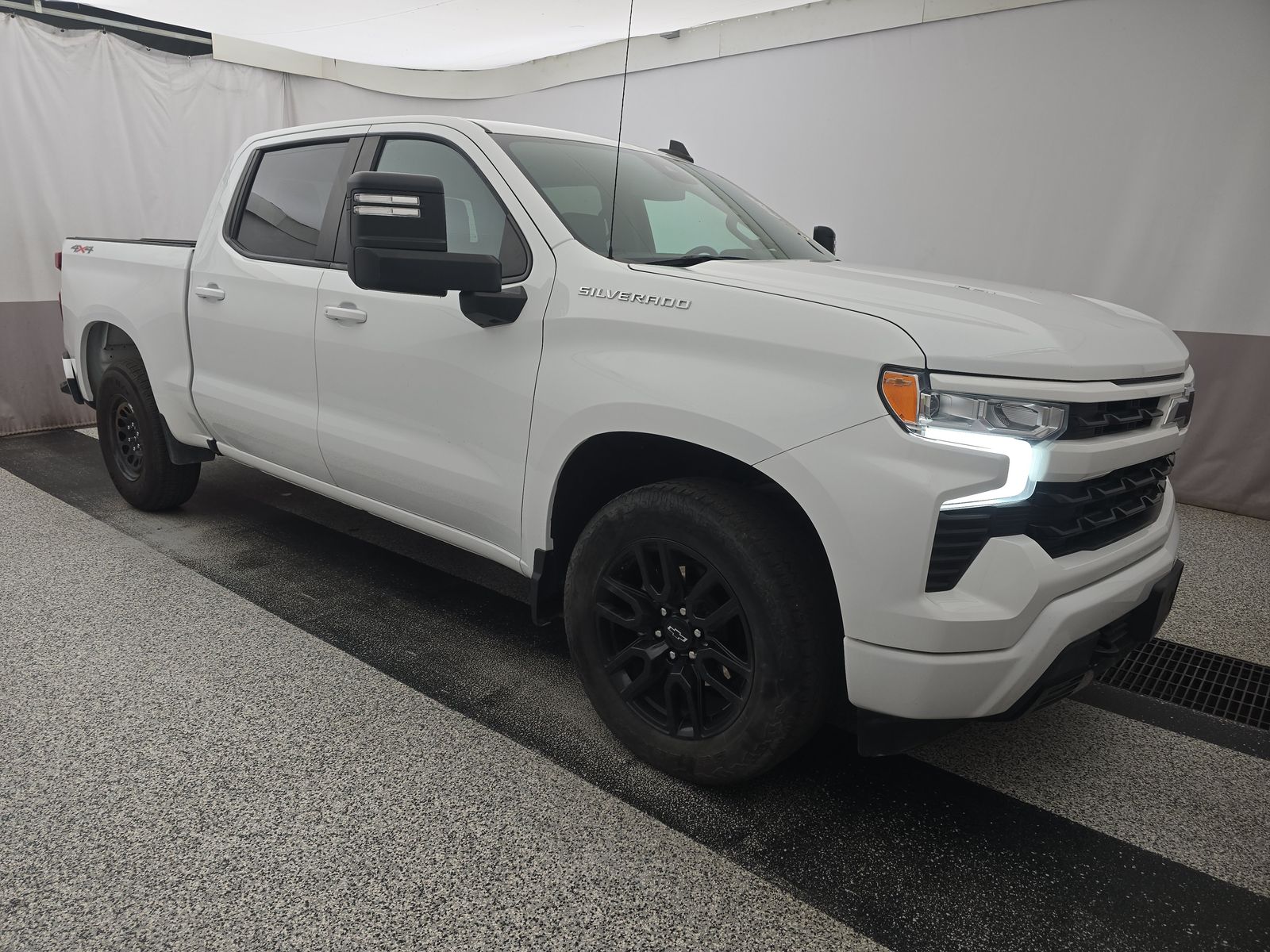 2022 Chevrolet Silverado 1500 RST AWD