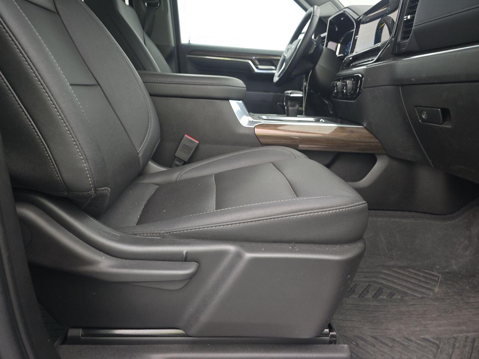 2023 Chevrolet Silverado 1500 RST AWD