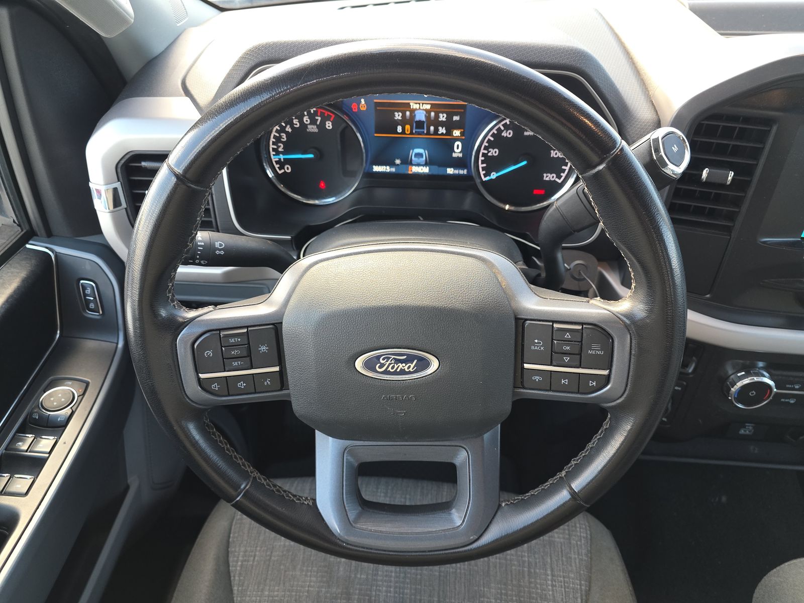 2023 Ford F-150 XLT AWD