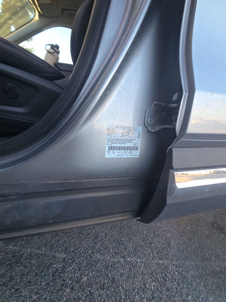 2023 Ford Explorer Limited AWD