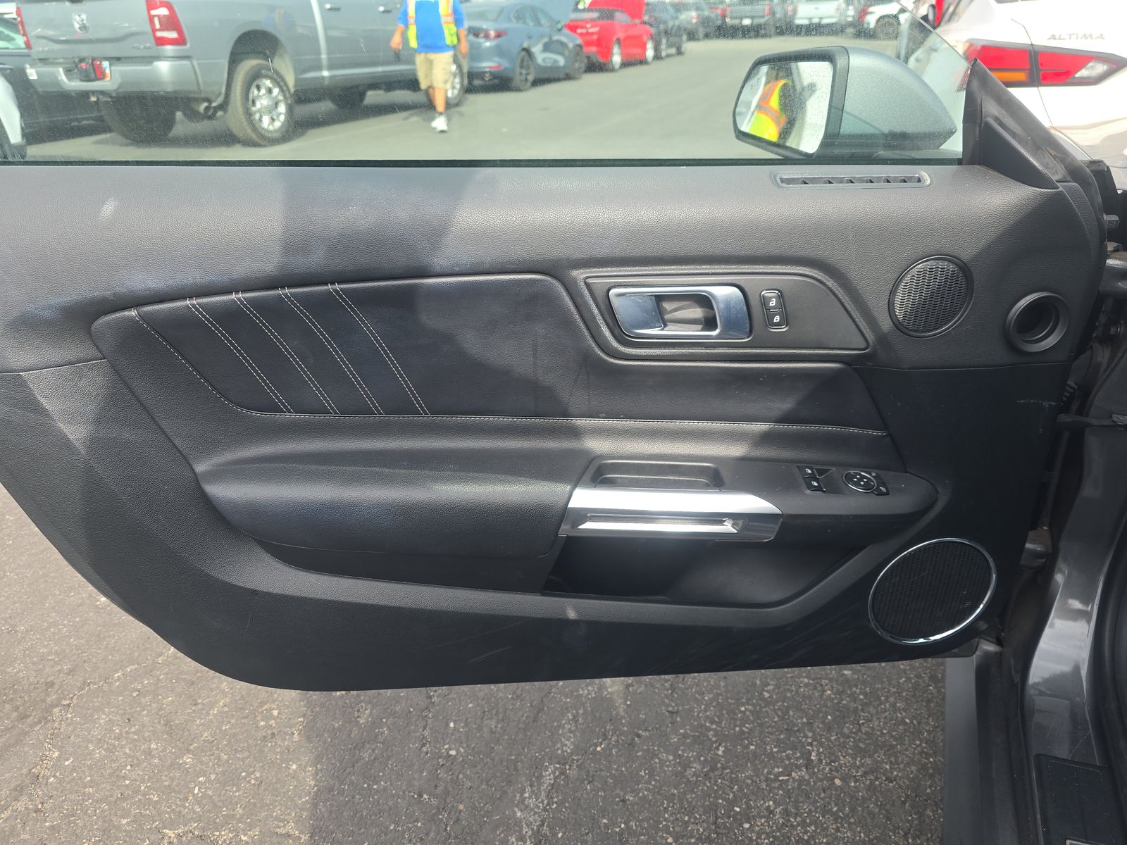 2023 Ford Mustang EcoBoost Premium RWD