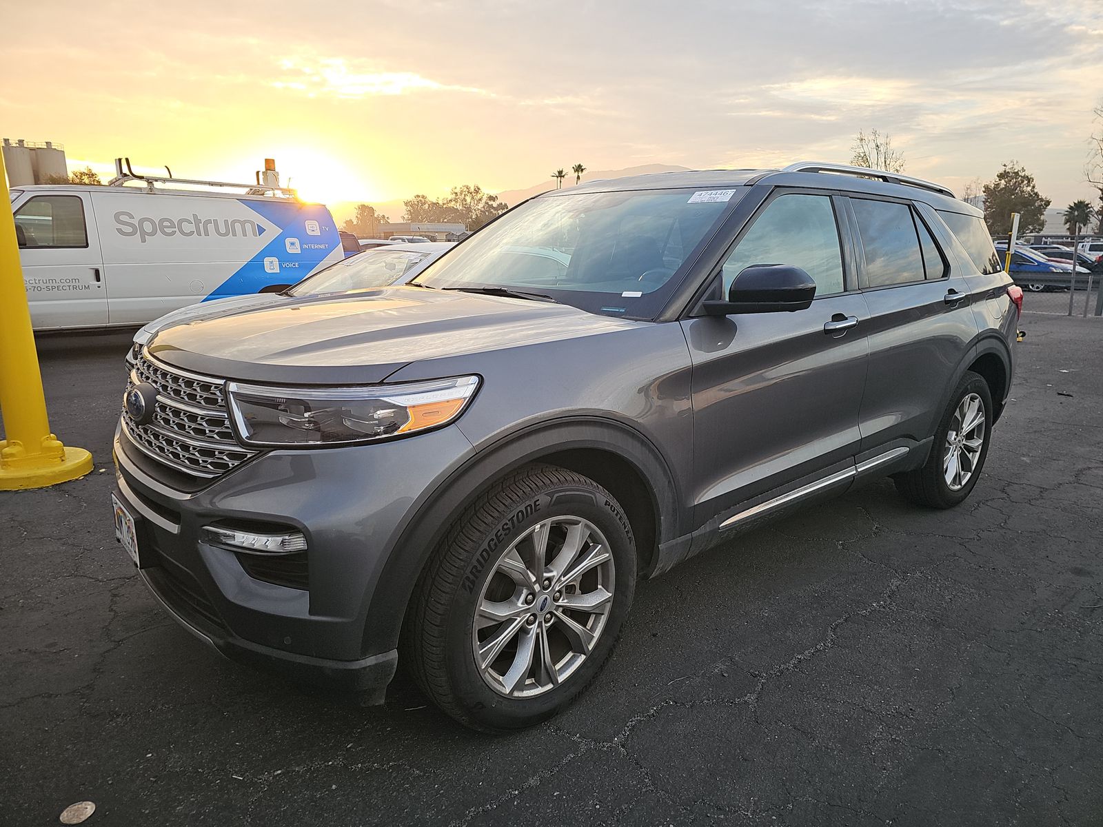 2023 Ford Explorer Limited AWD