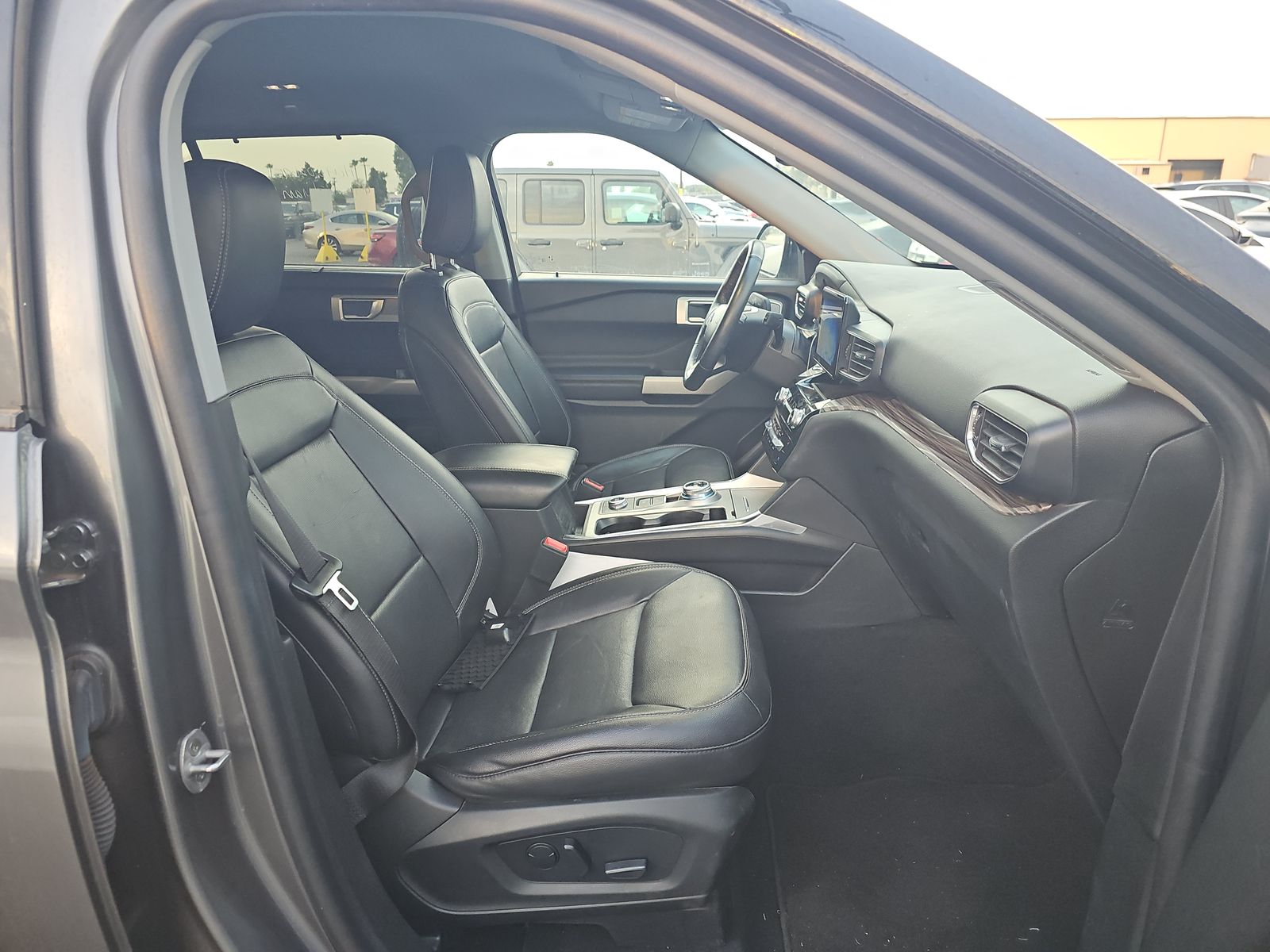 2023 Ford Explorer Limited AWD