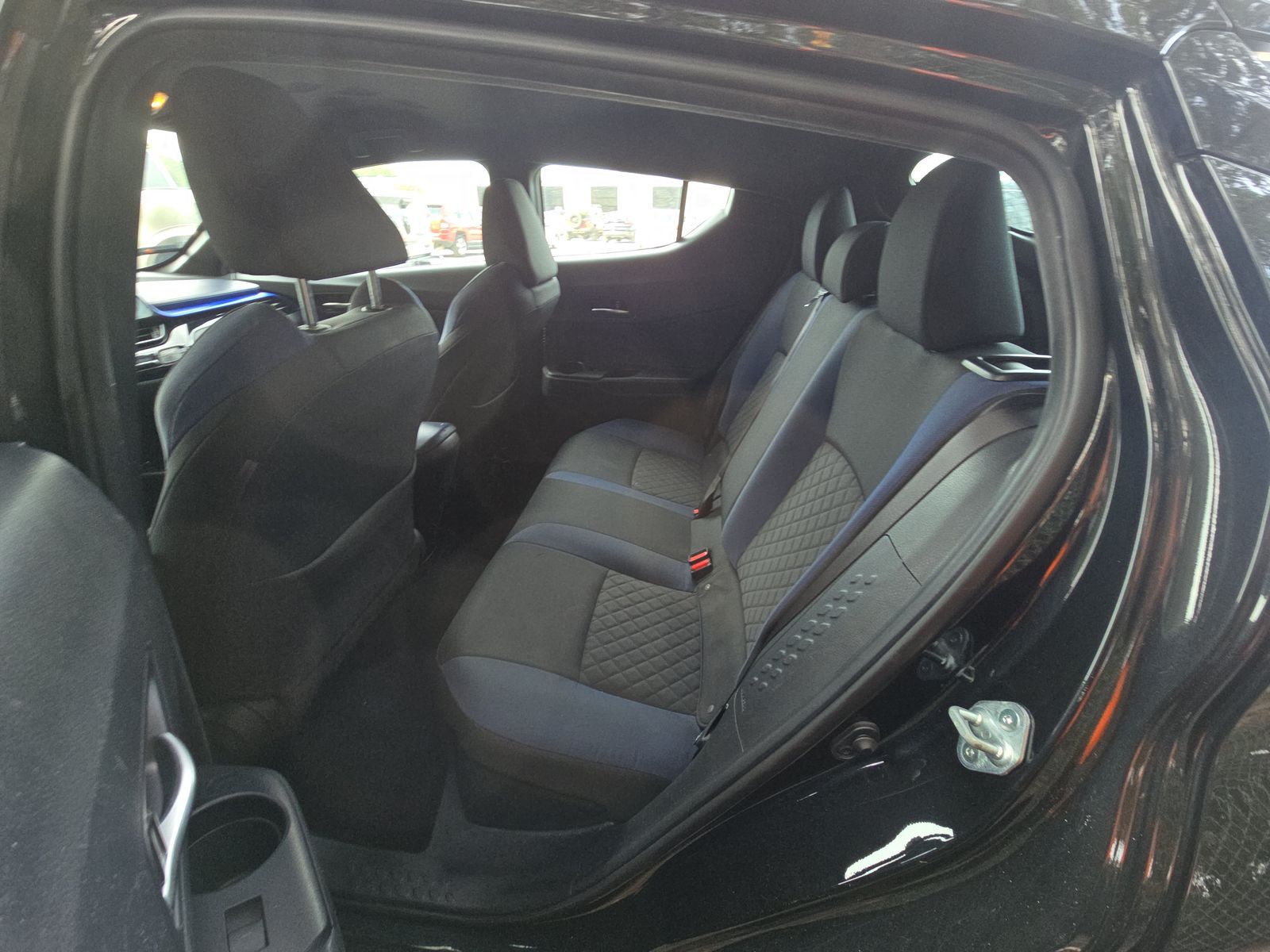 2020 Toyota C-HR XLE FWD