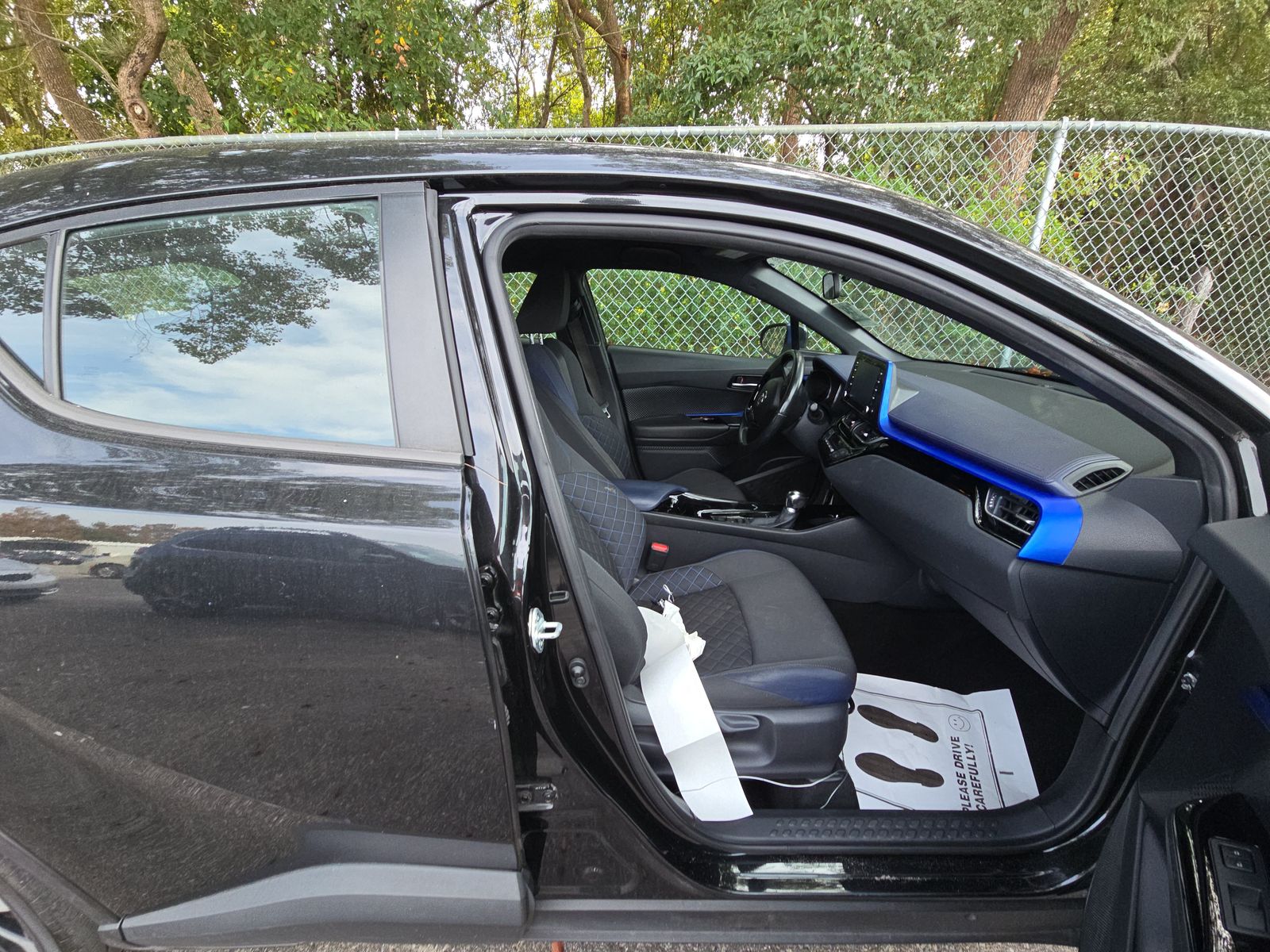 2020 Toyota C-HR XLE FWD