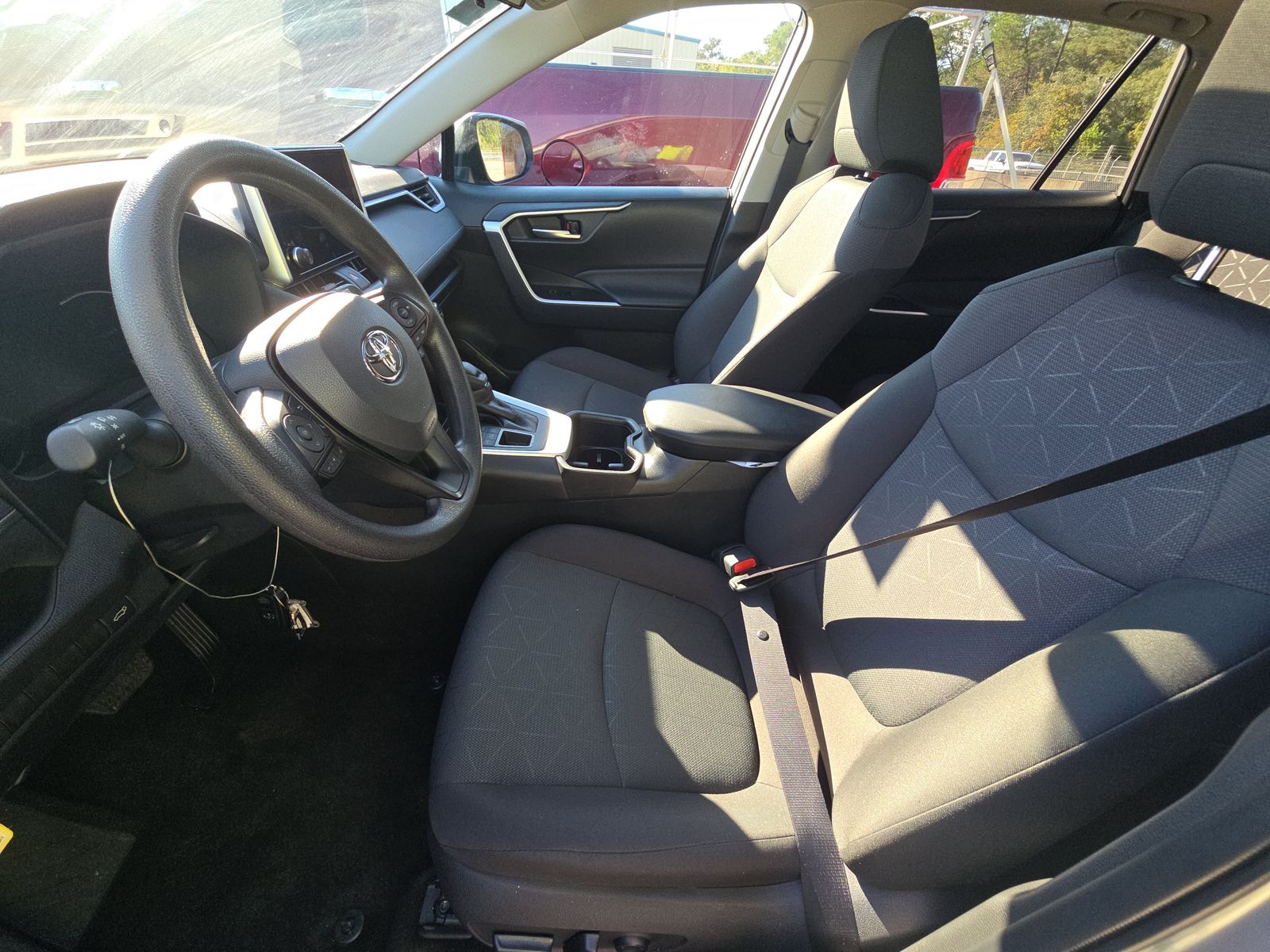 2025 Toyota RAV4 XLE AWD