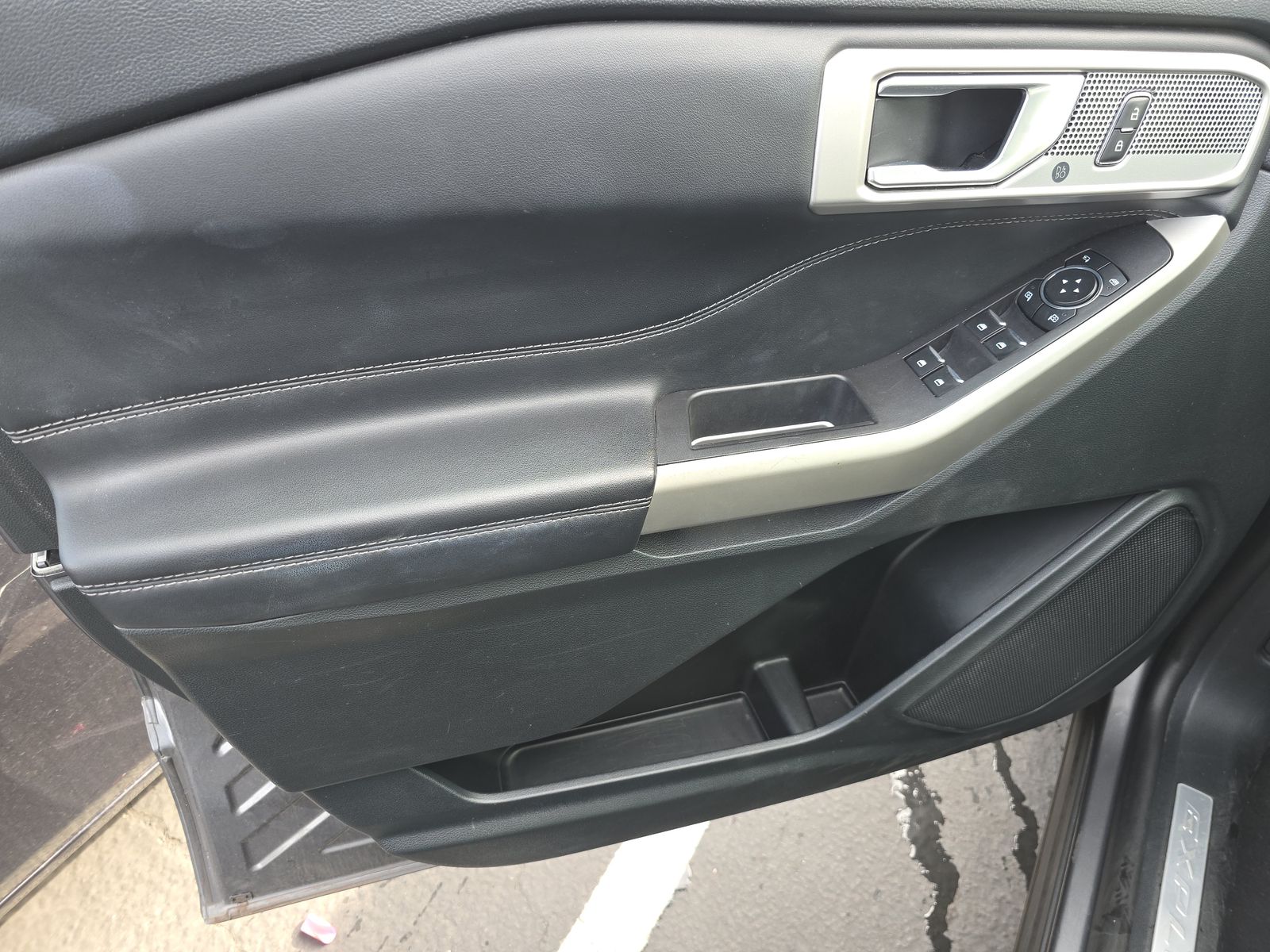 2023 Ford Explorer Limited AWD