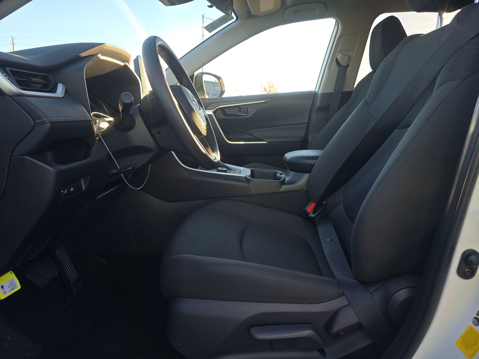 2025 Toyota RAV4 Hybrid LE AWD