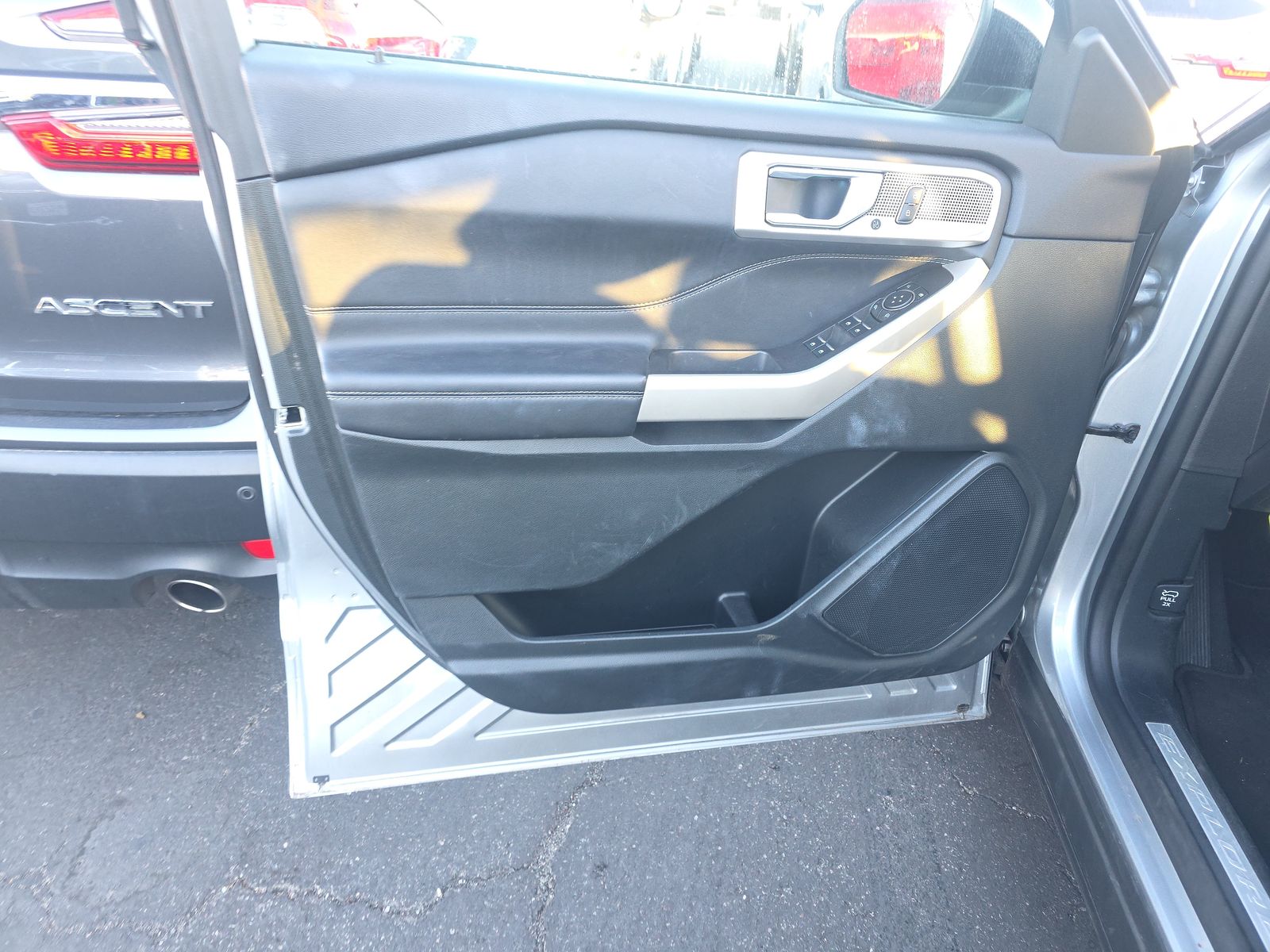 2023 Ford Explorer Limited AWD