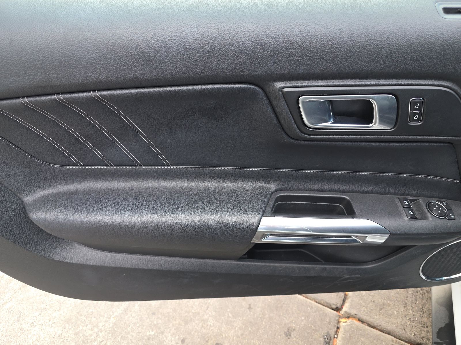 2023 Ford Mustang EcoBoost Premium RWD