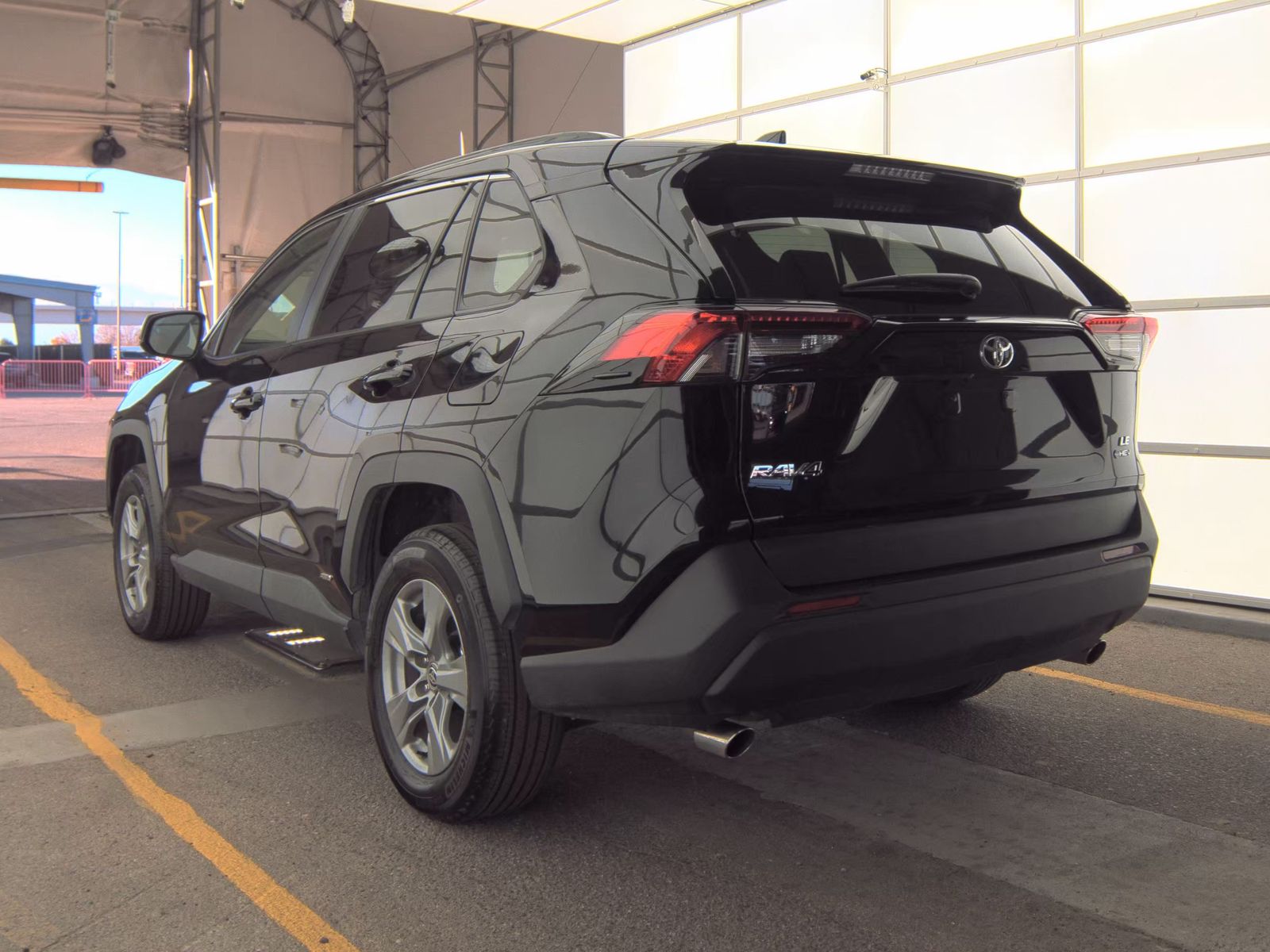 2025 Toyota RAV4 Hybrid LE AWD