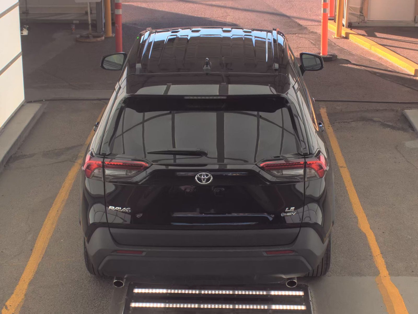 2025 Toyota RAV4 Hybrid LE AWD