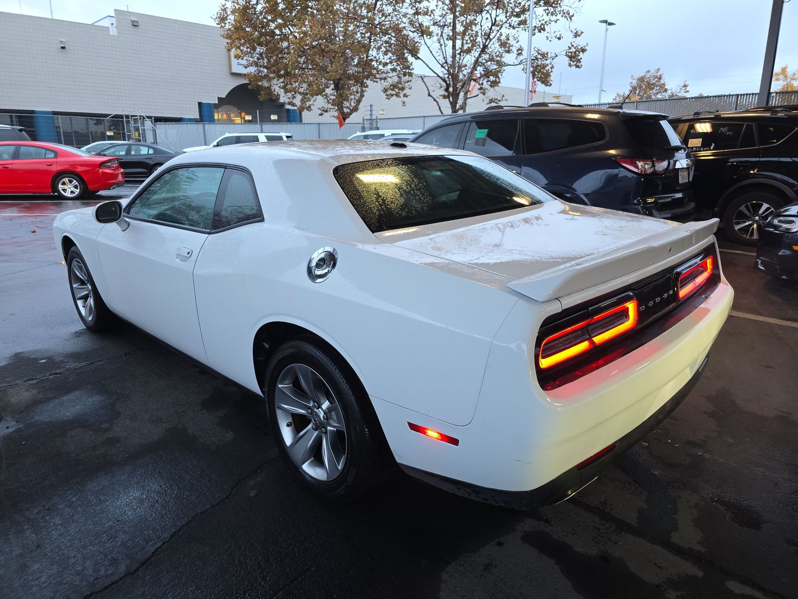2022 Dodge Challenger SXT RWD