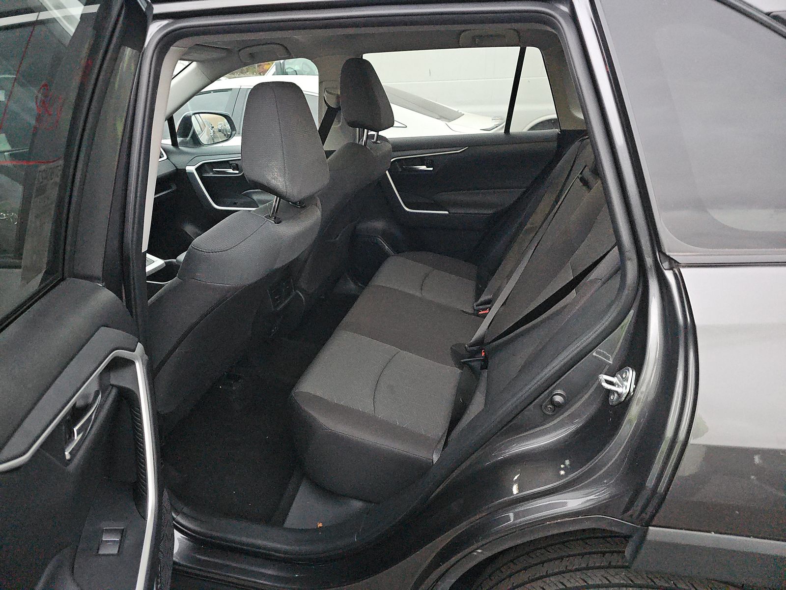 2024 Toyota RAV4 XLE AWD