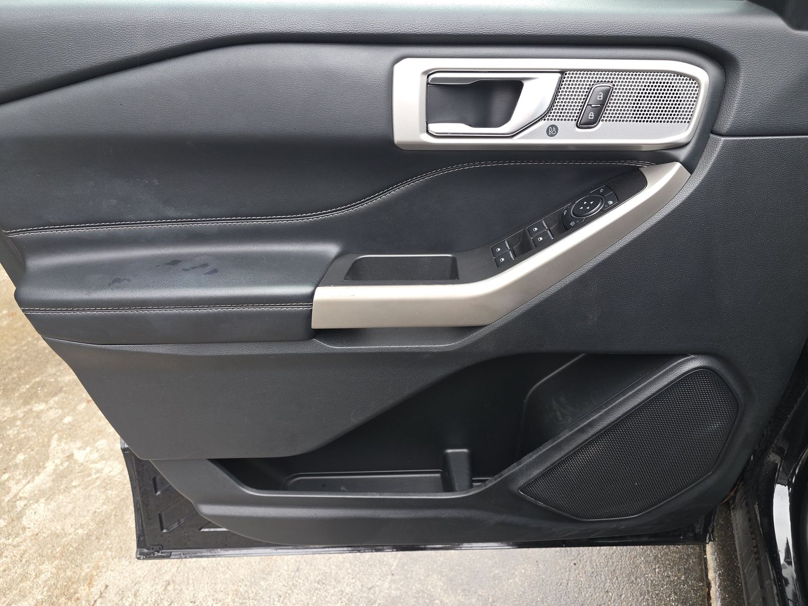 2023 Ford Explorer Limited AWD