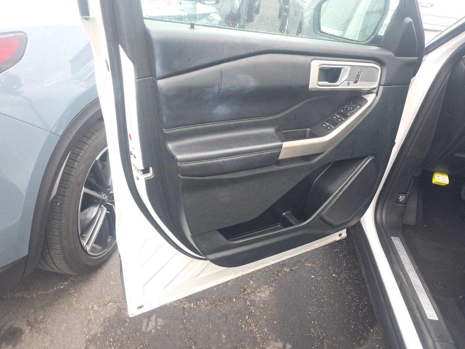 2023 Ford Explorer Limited AWD