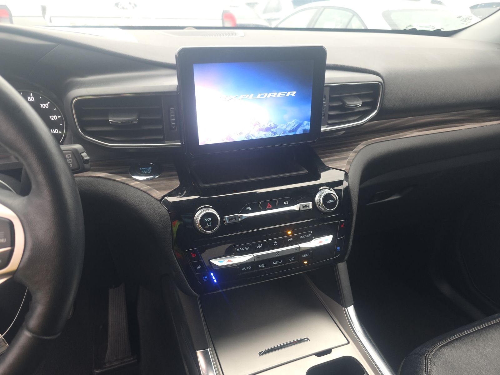 2023 Ford Explorer Limited AWD