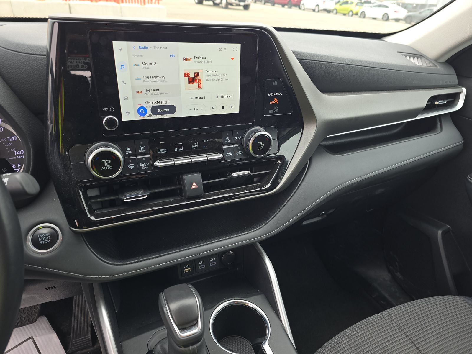 2024 Toyota Highlander LE AWD