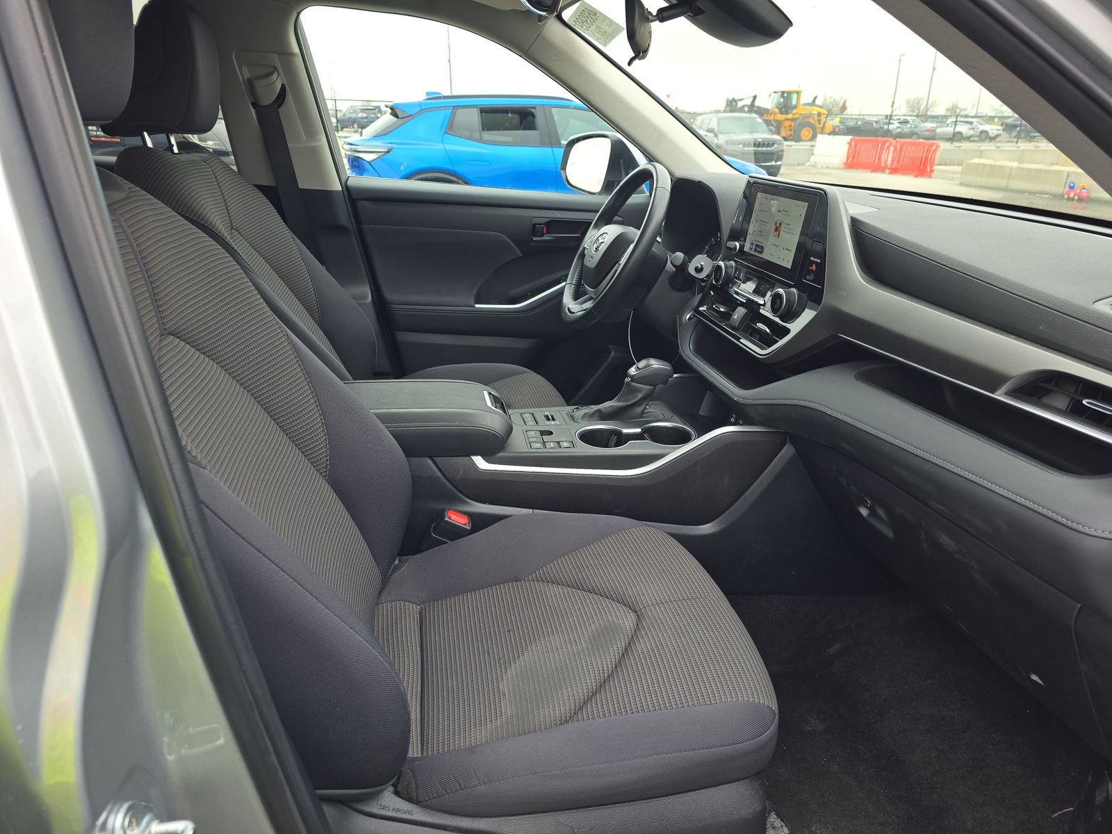 2024 Toyota Highlander LE AWD