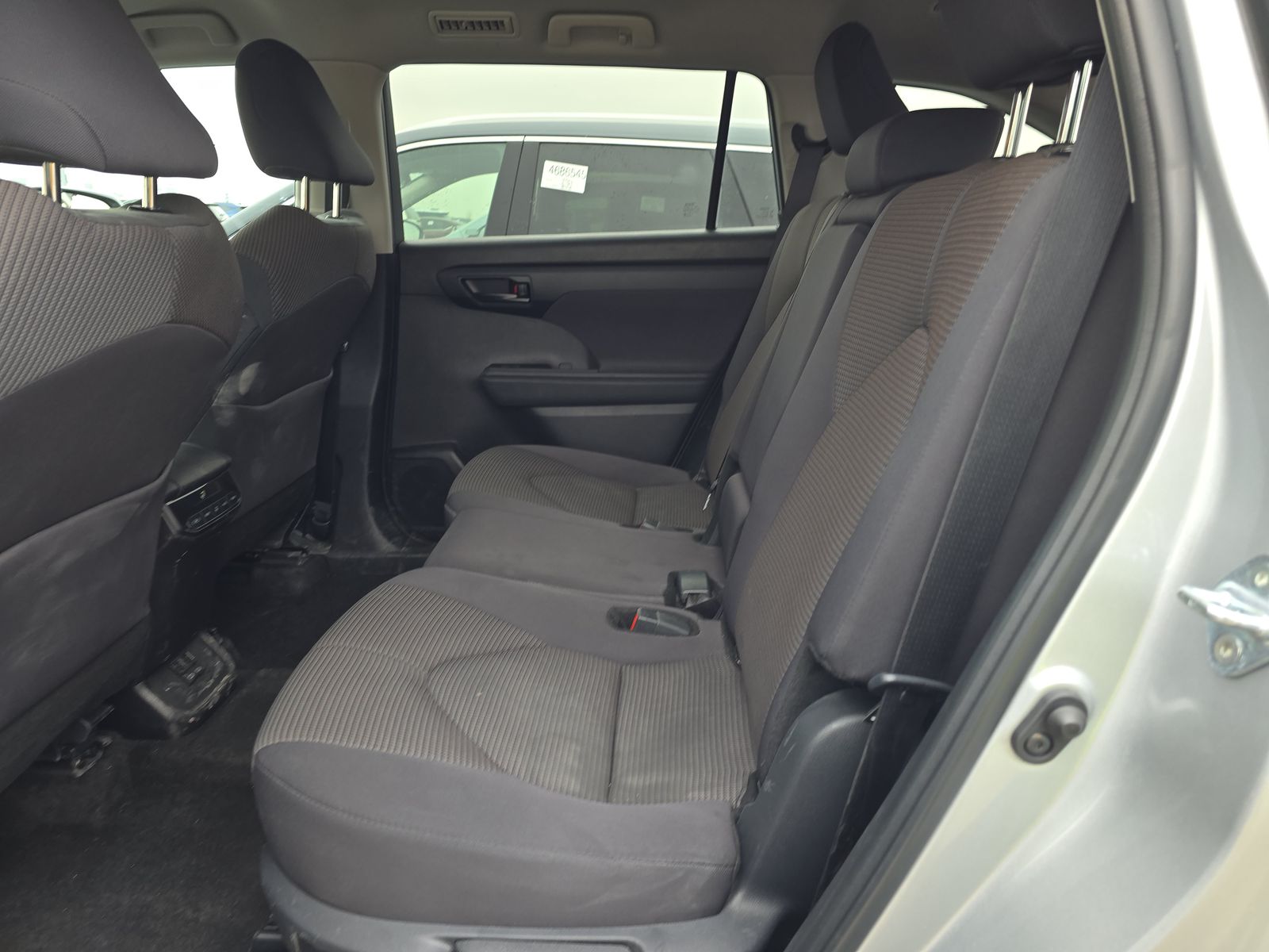 2024 Toyota Highlander LE AWD