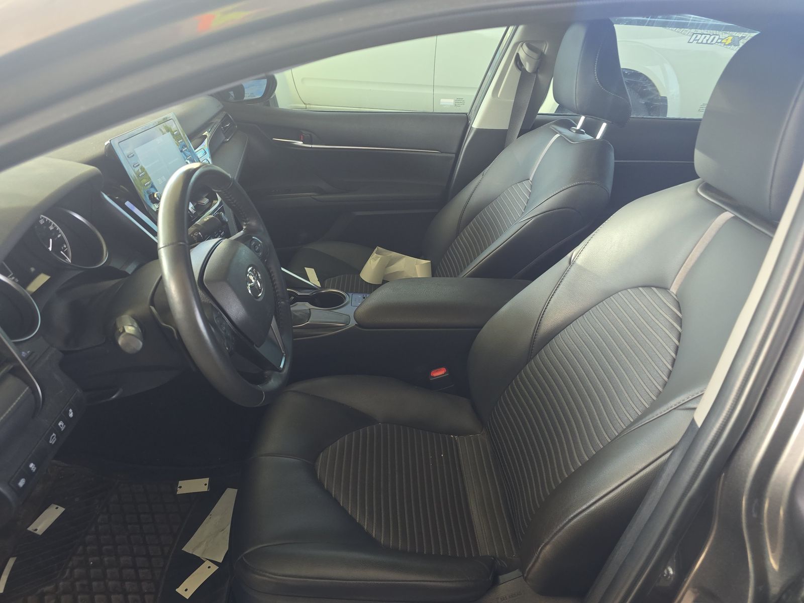 2024 Toyota Camry SE FWD