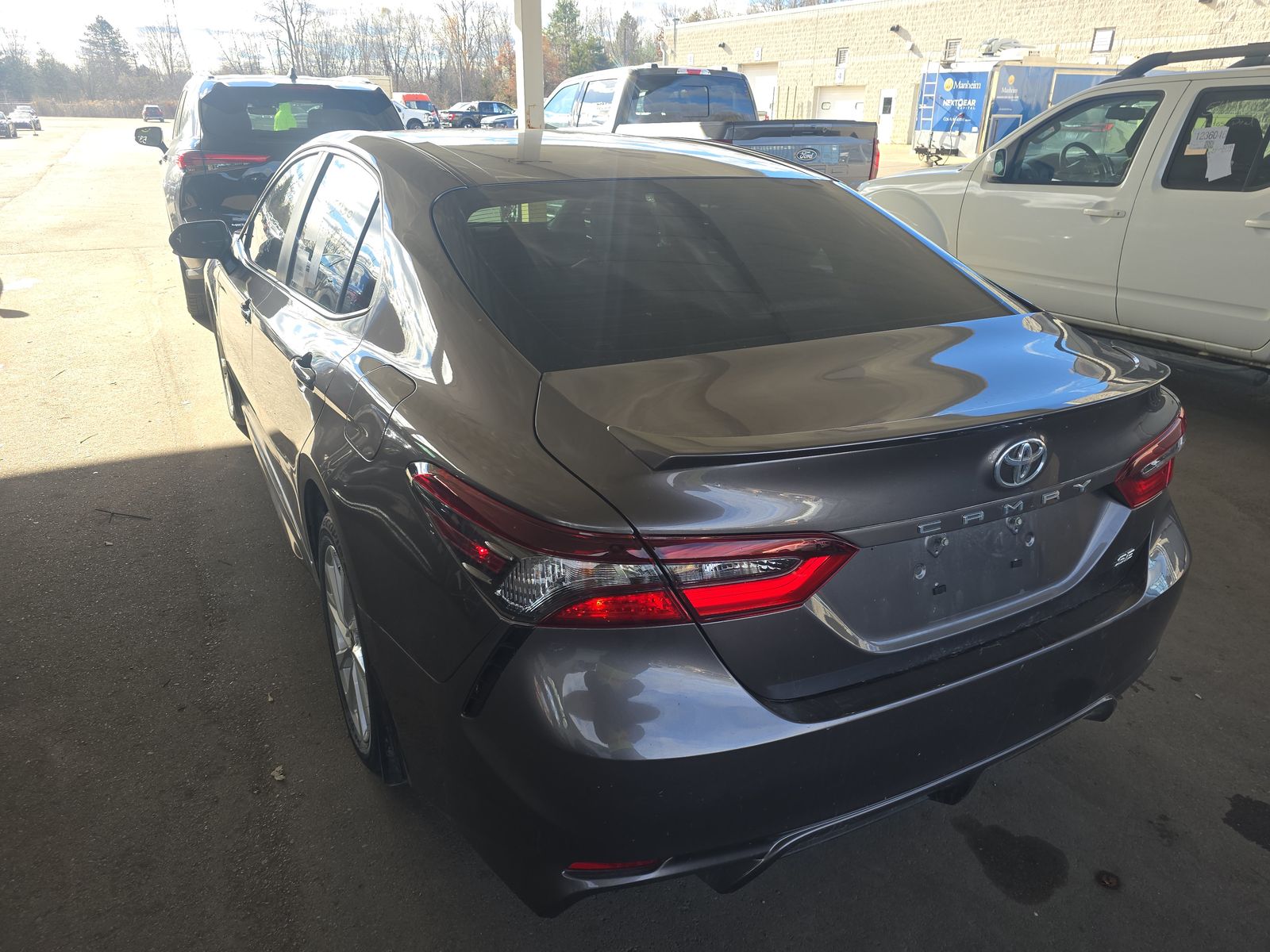 2024 Toyota Camry SE FWD