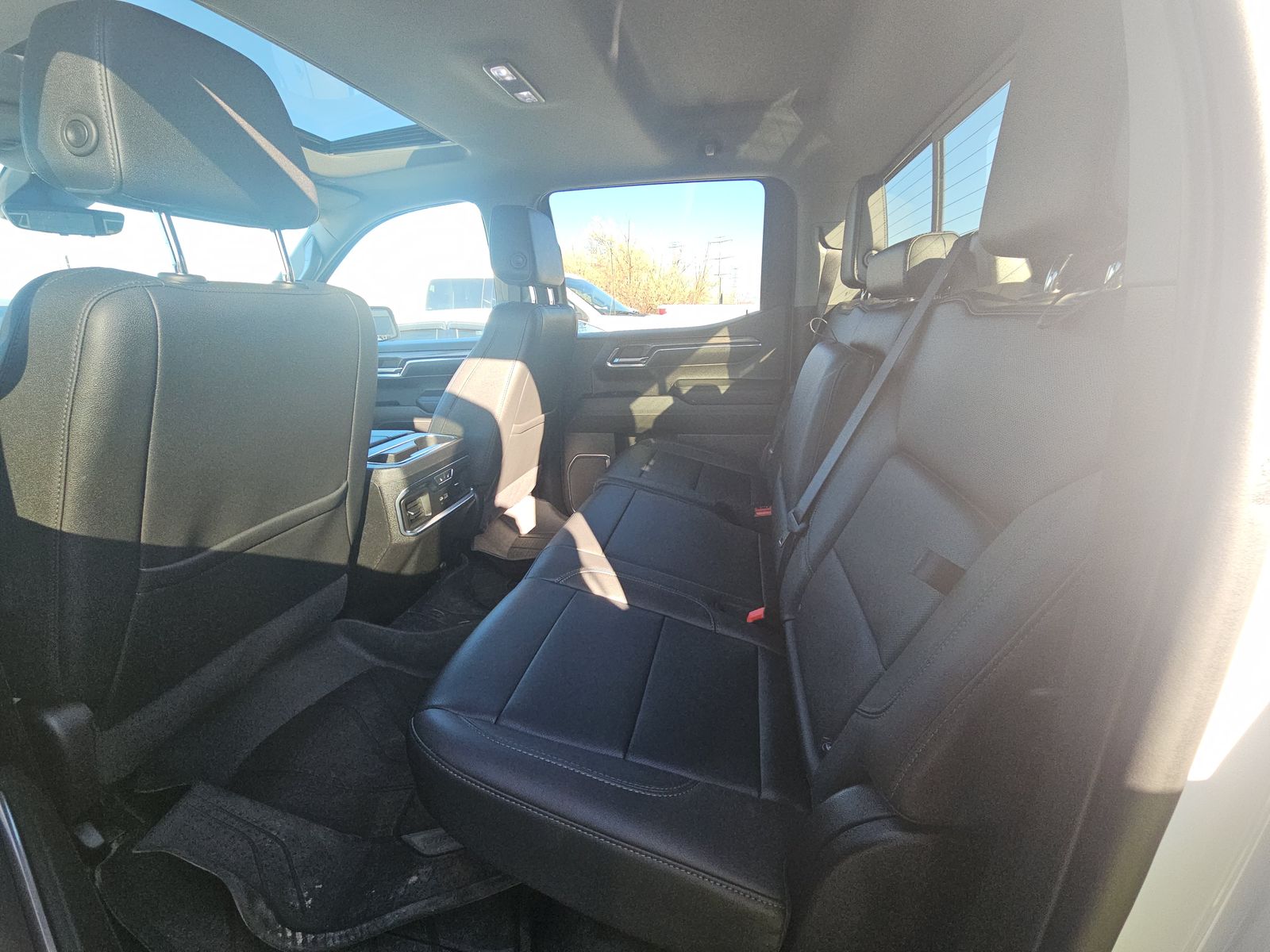 2024 Chevrolet Silverado 1500 LTZ AWD