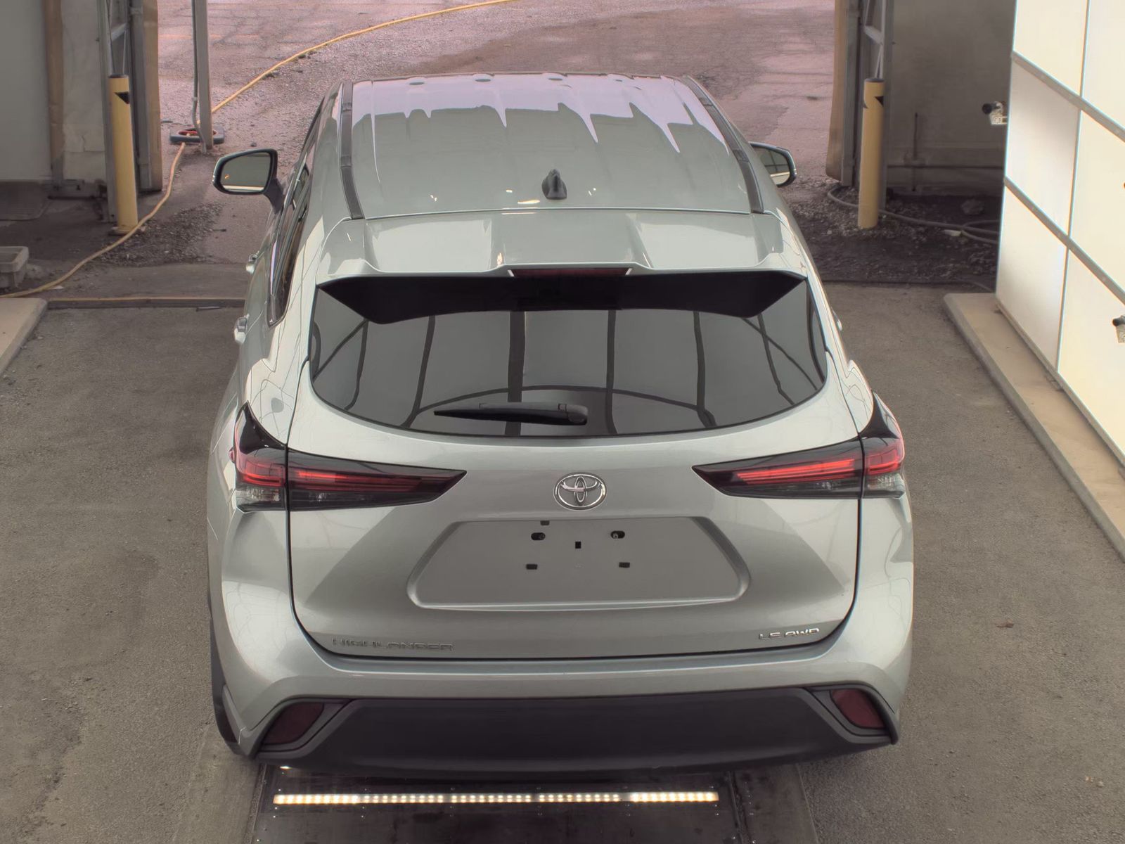 2024 Toyota Highlander LE AWD