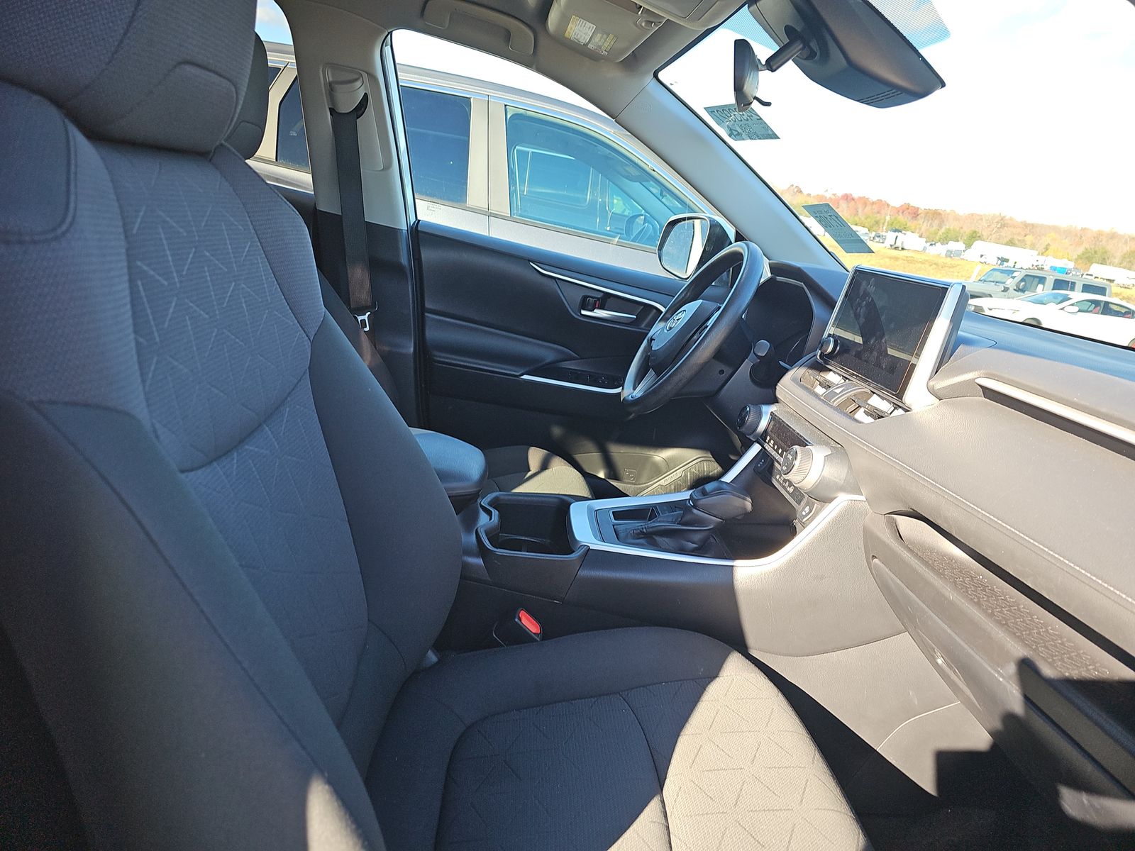 2023 Toyota RAV4 XLE FWD