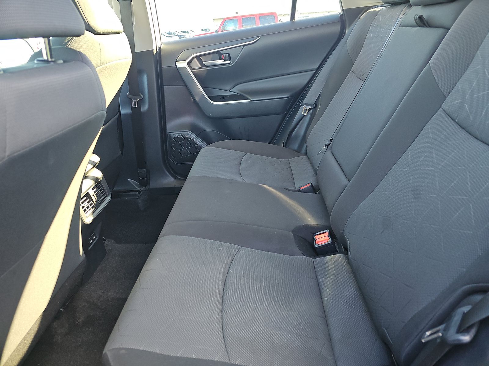 2023 Toyota RAV4 XLE FWD