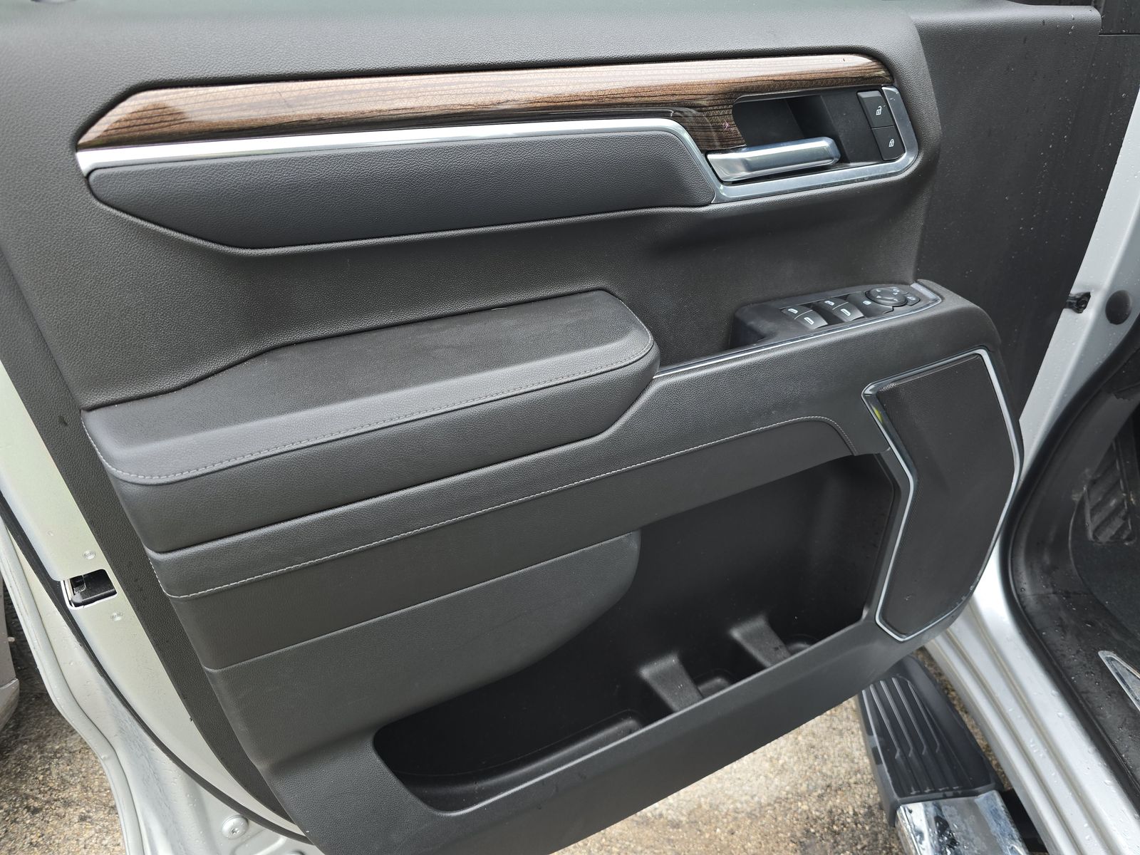 2022 Chevrolet Silverado 1500 LT AWD