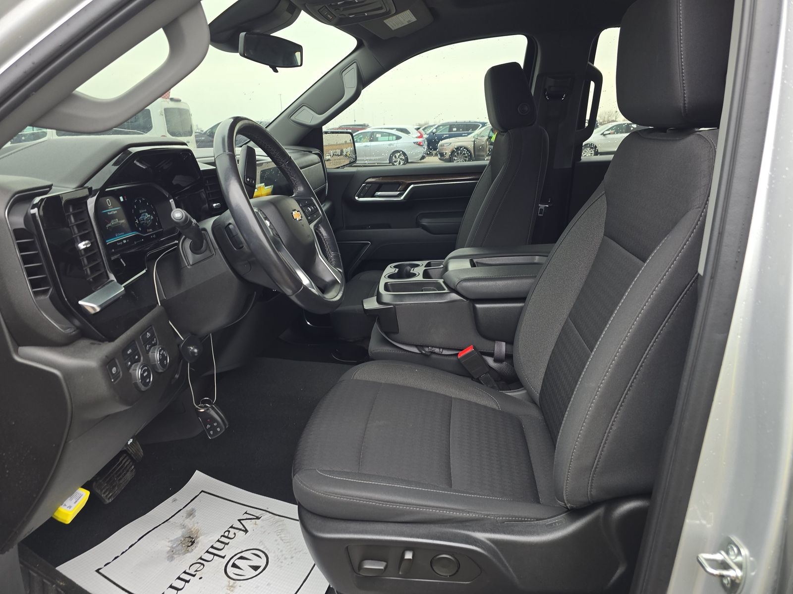 2022 Chevrolet Silverado 1500 LT AWD