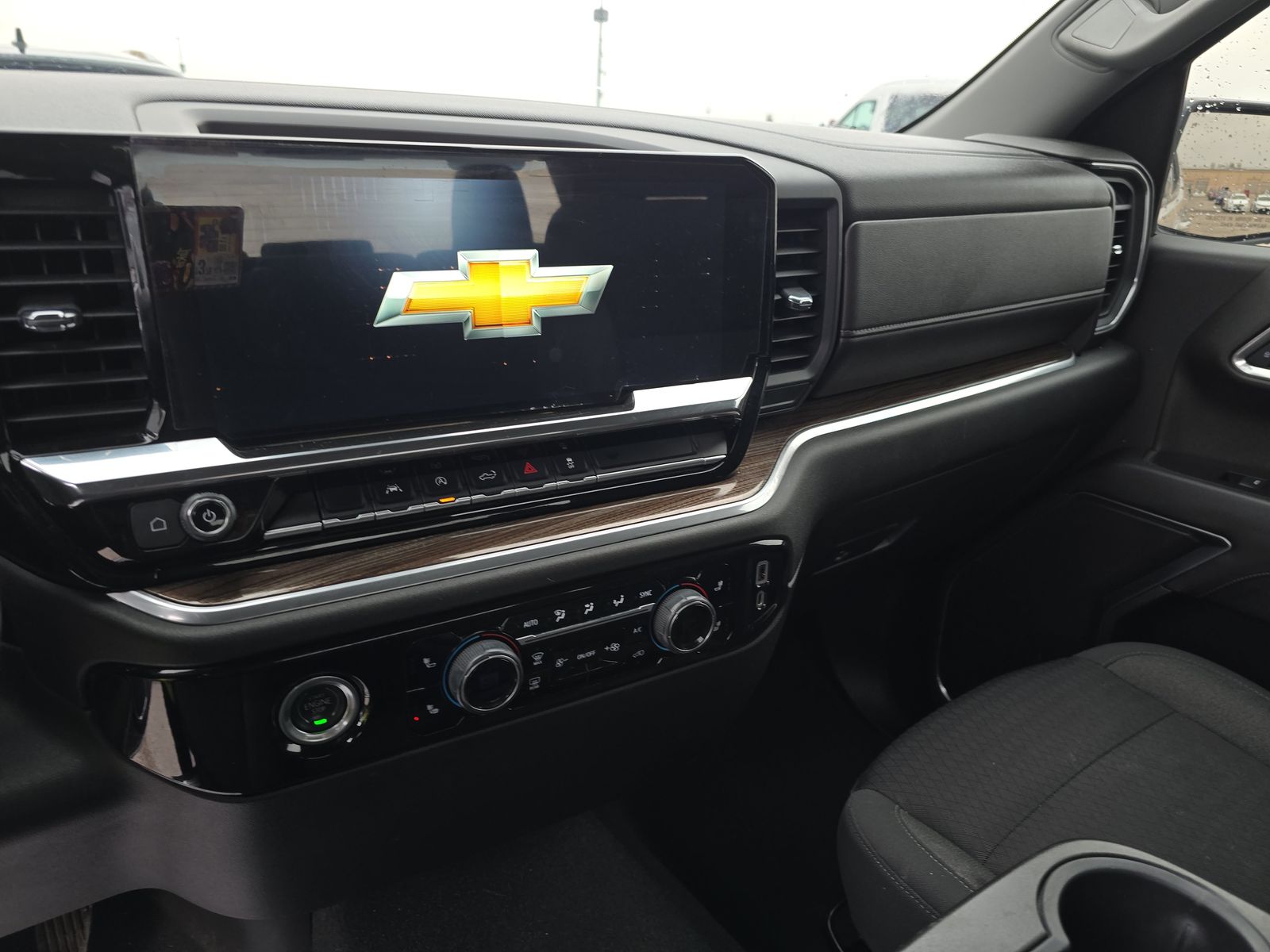 2022 Chevrolet Silverado 1500 LT AWD