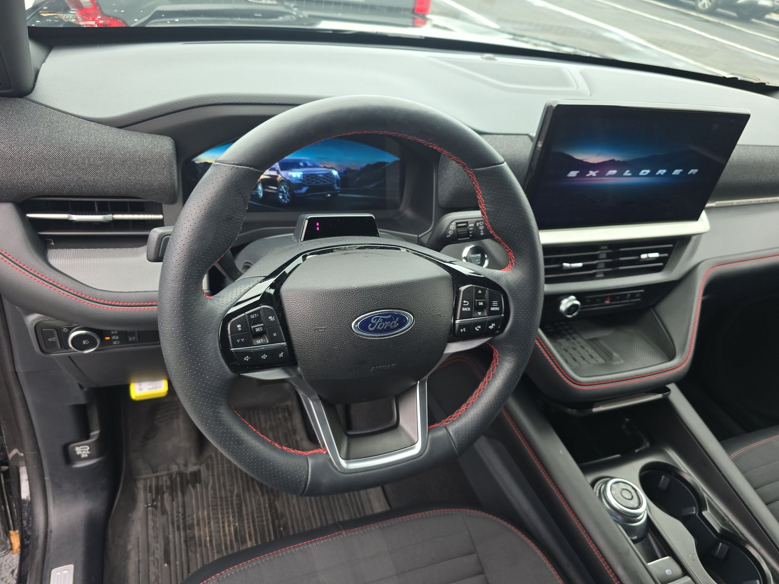 2025 Ford Explorer ST-Line AWD