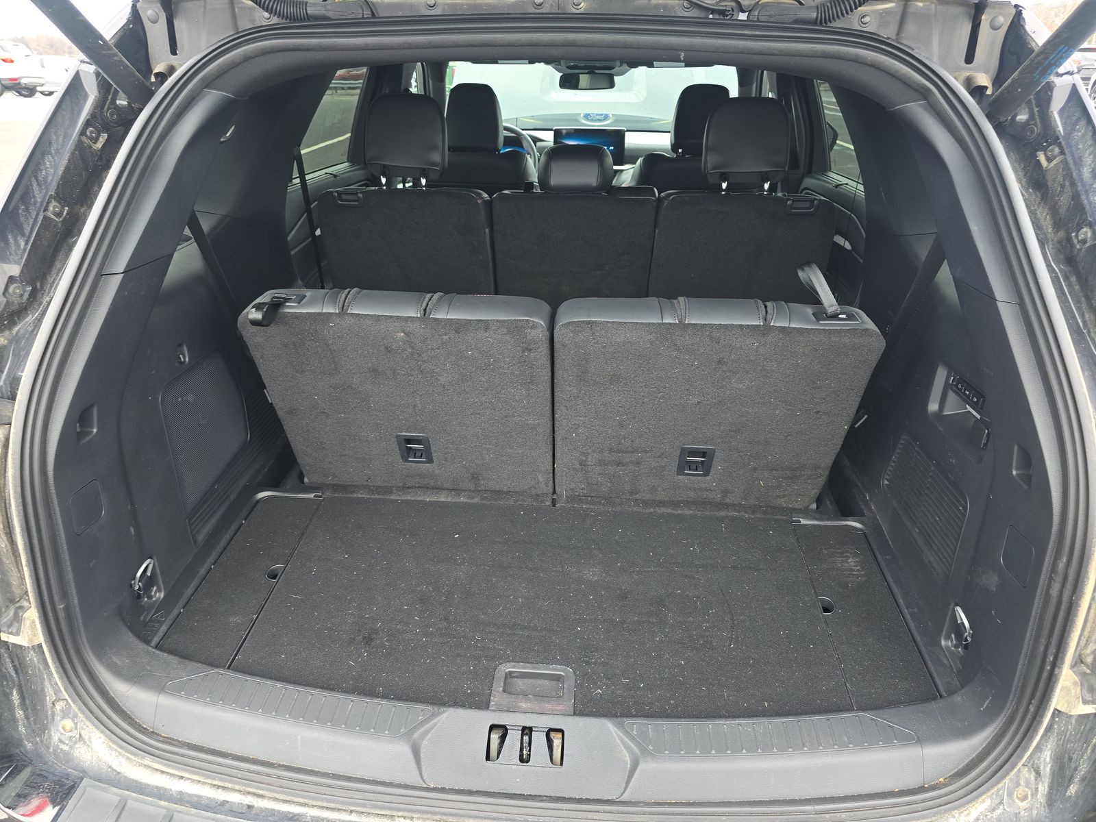 2025 Ford Explorer ST-Line AWD