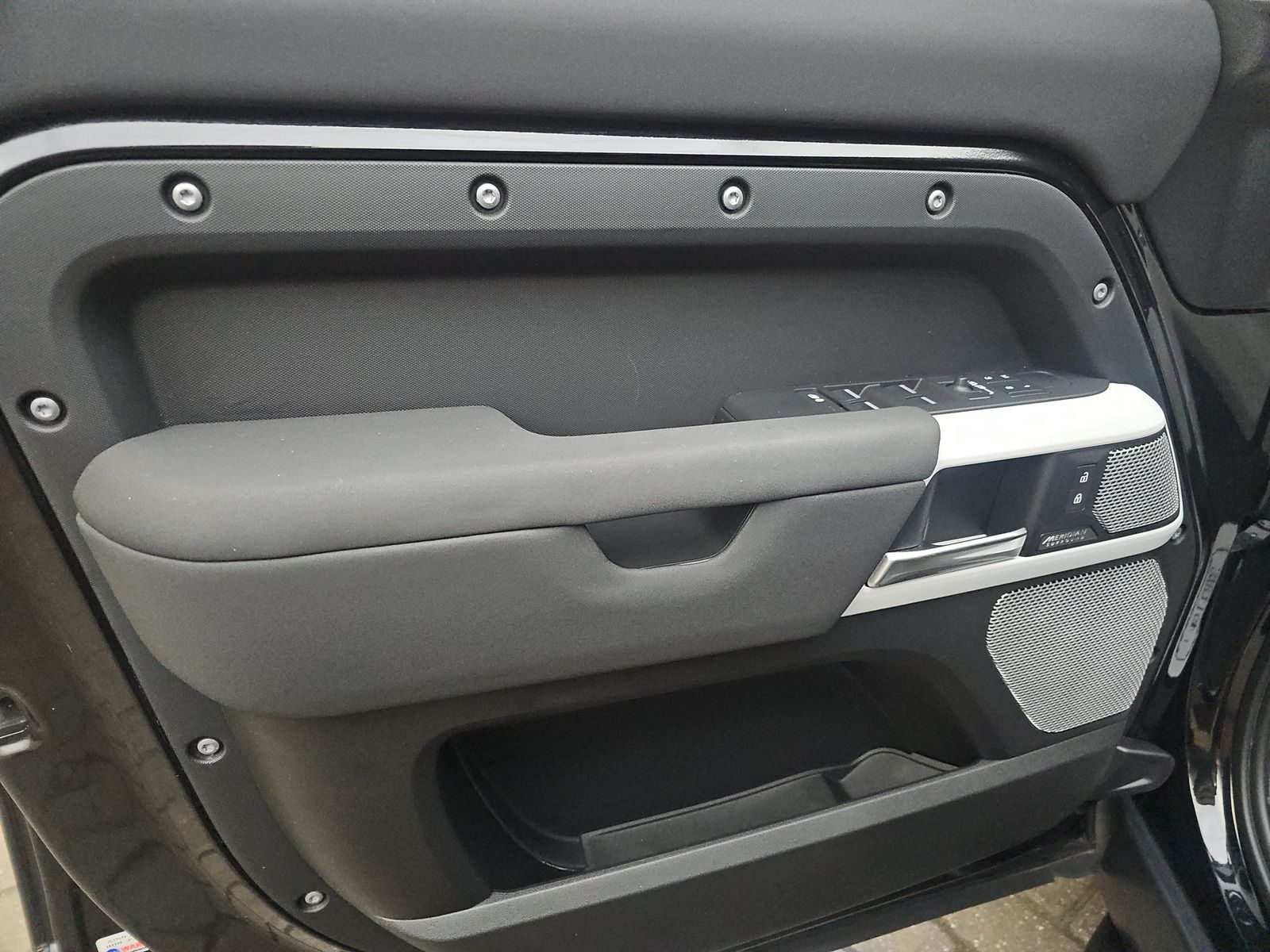 2023 Land Rover Defender 130 SE AWD