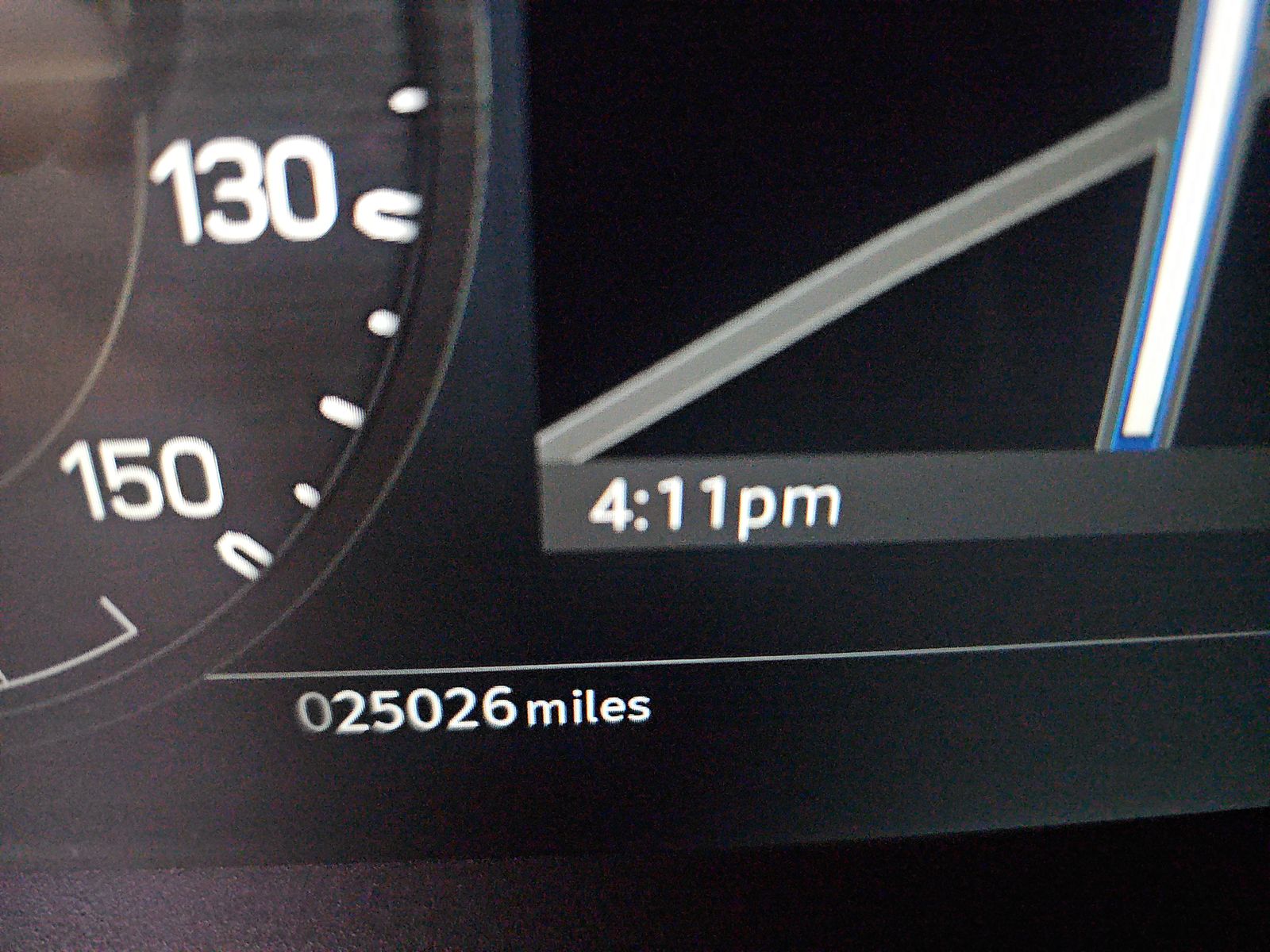 2023 Land Rover Defender 130 SE AWD