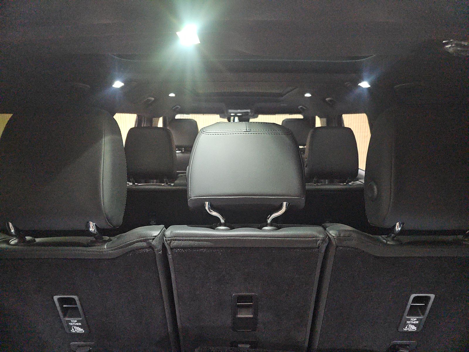 2023 Land Rover Defender 130 SE AWD