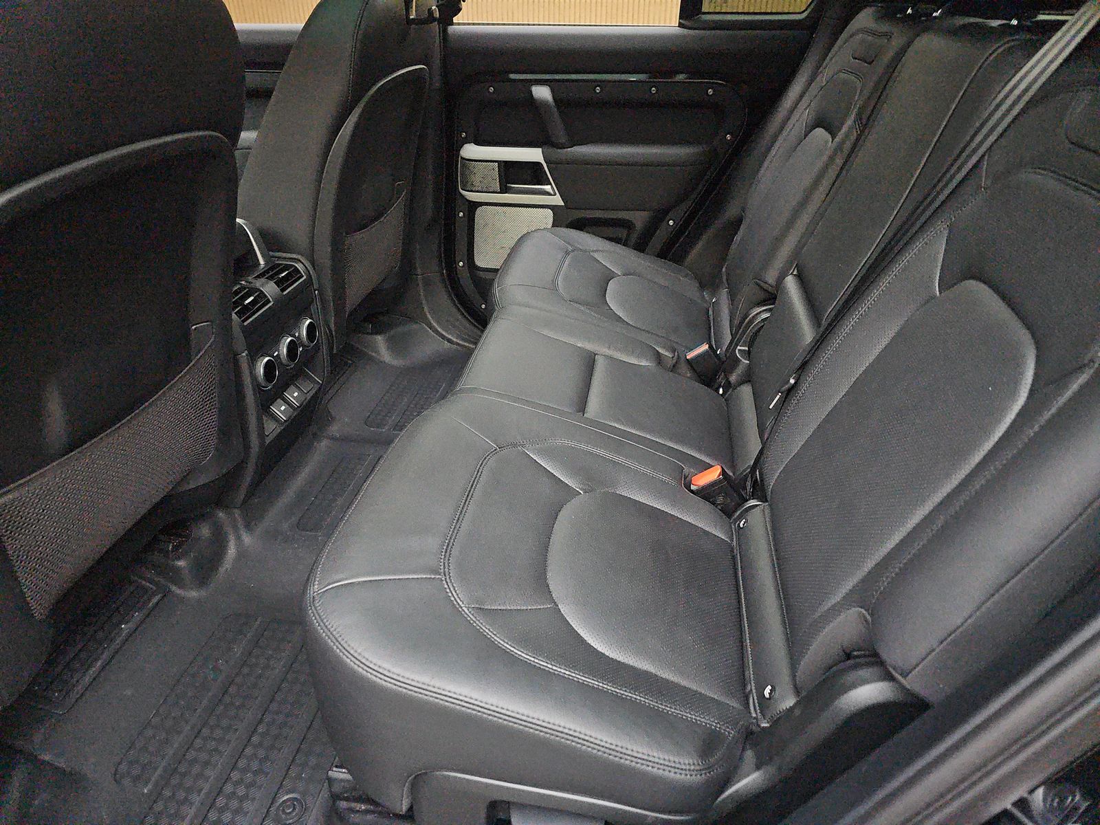 2023 Land Rover Defender 130 SE AWD