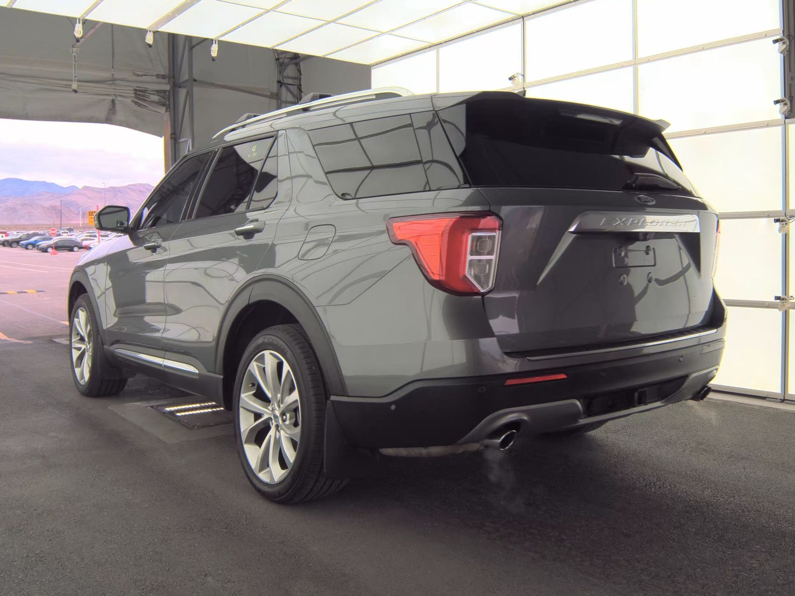 2022 Ford Explorer Hybrid Platinum AWD