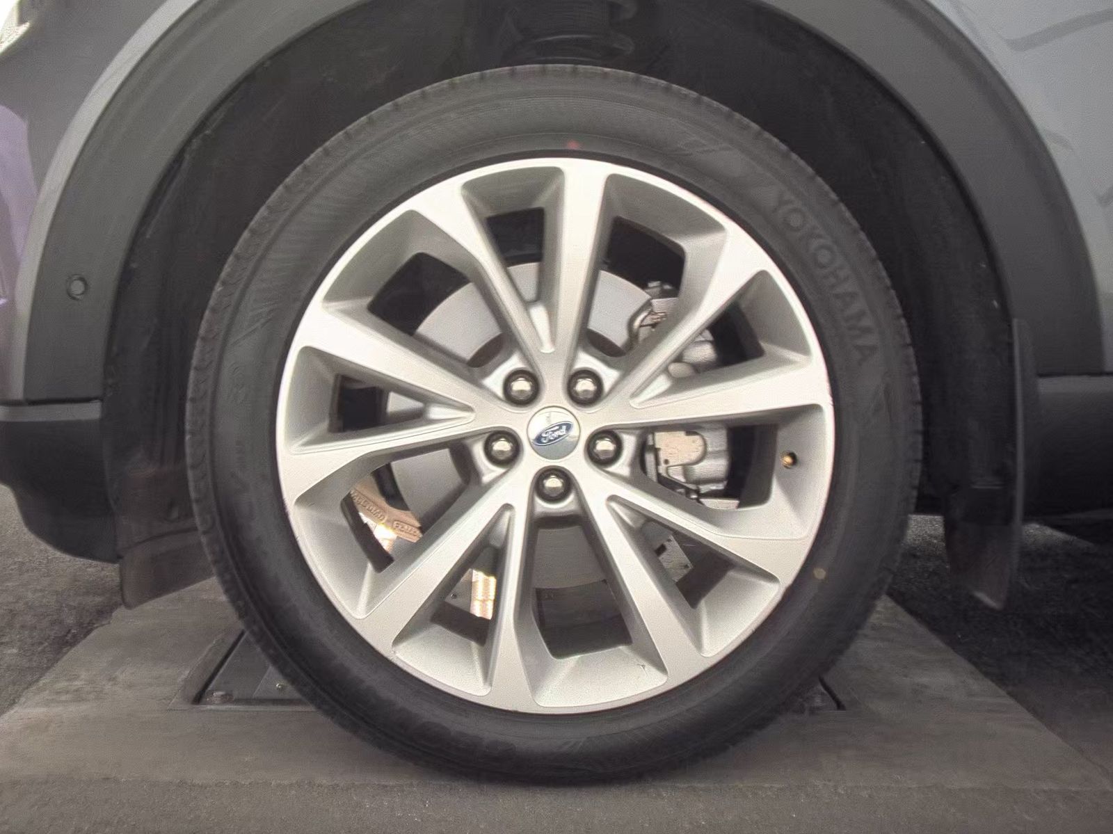 2022 Ford Explorer Hybrid Platinum AWD