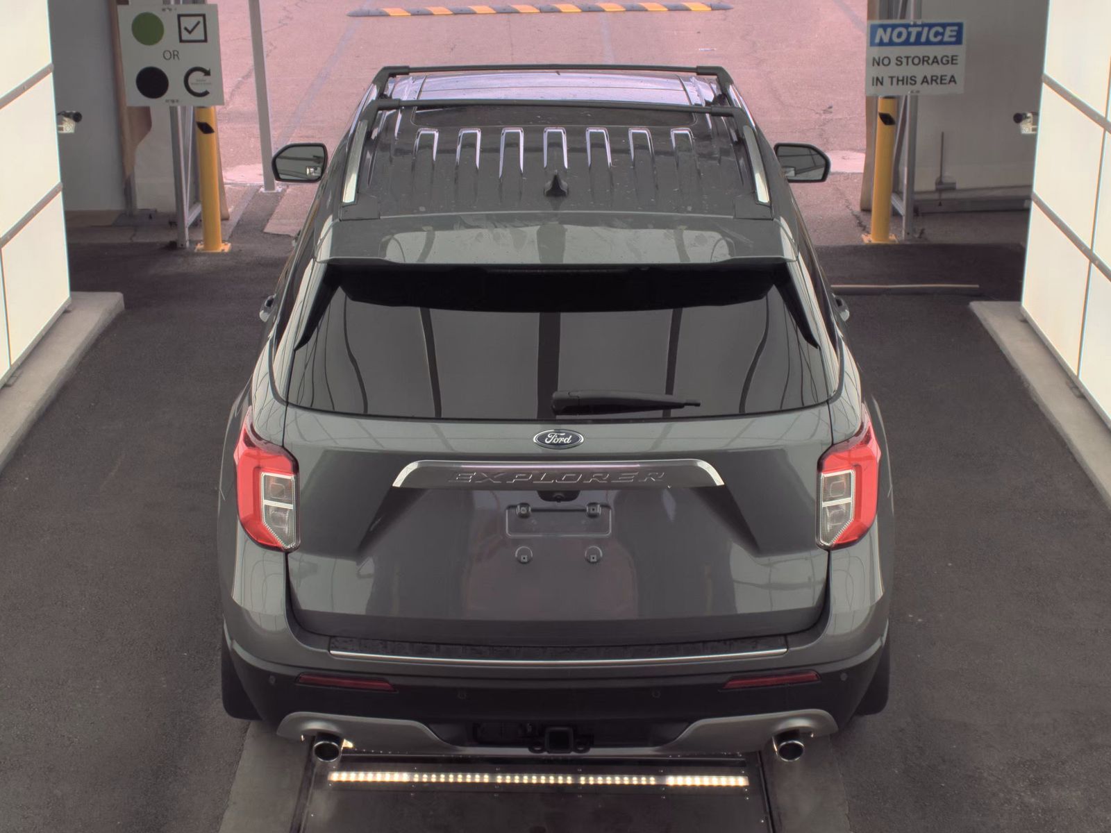 2022 Ford Explorer Hybrid Platinum AWD