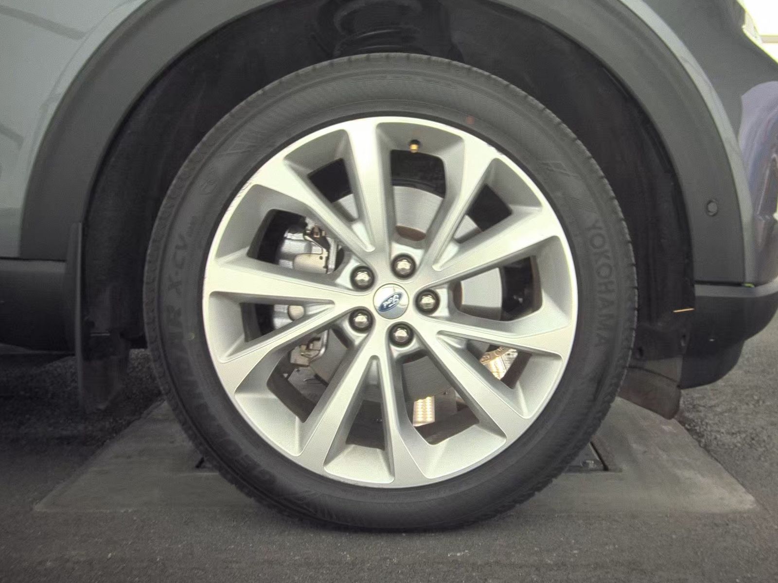 2022 Ford Explorer Hybrid Platinum AWD