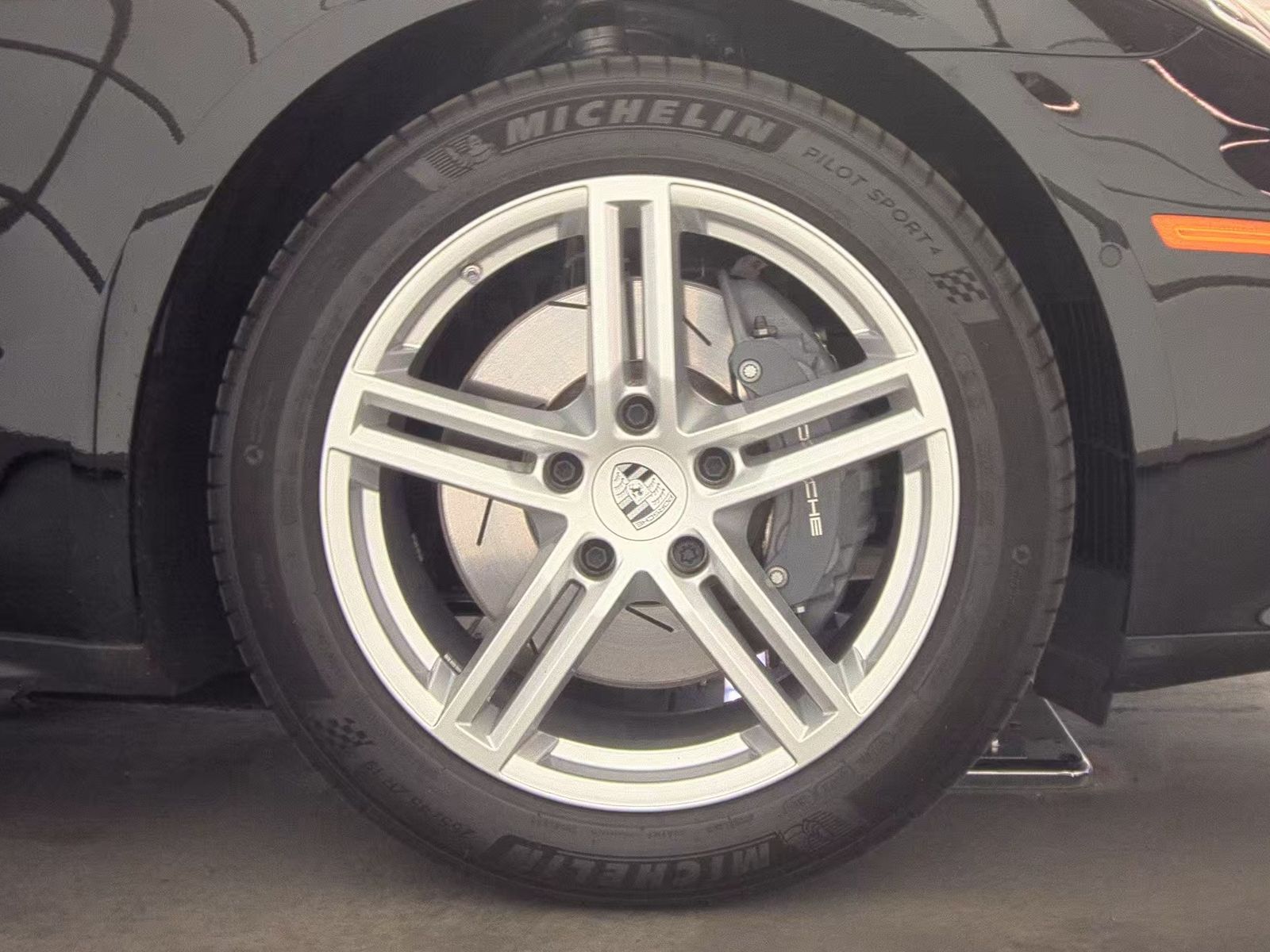 2025 Porsche Panamera Base RWD