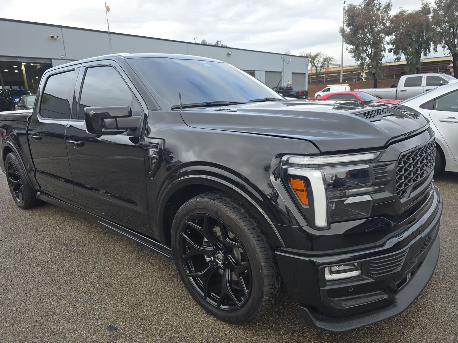 2024 Ford F-150 Lariat AWD