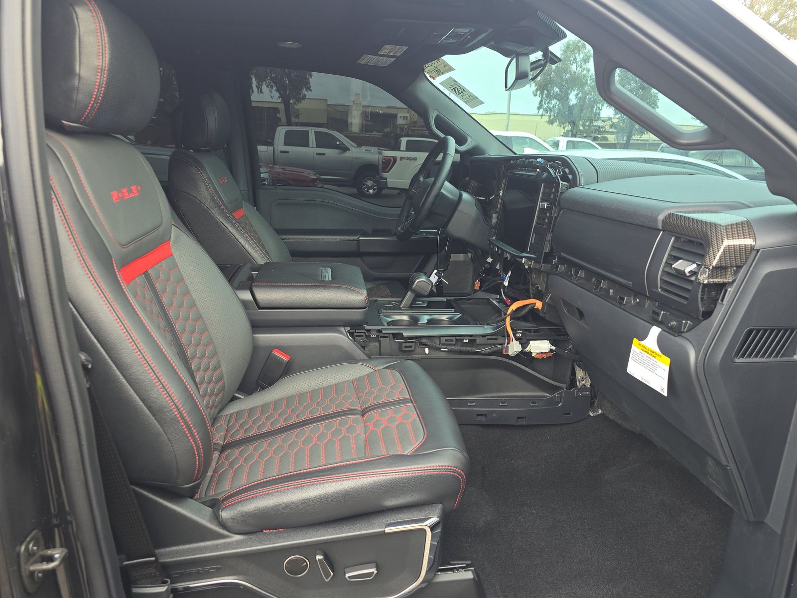 2024 Ford F-150 Lariat AWD