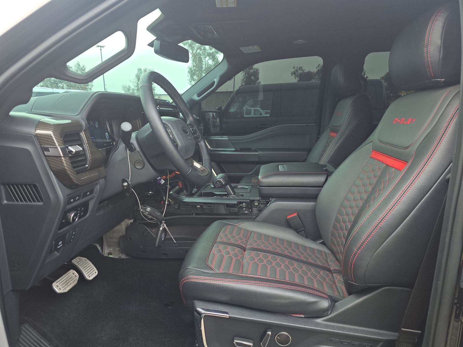 2024 Ford F-150 Lariat AWD