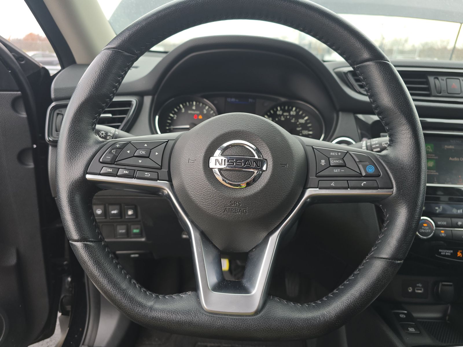 2020 Nissan Rogue SV FWD