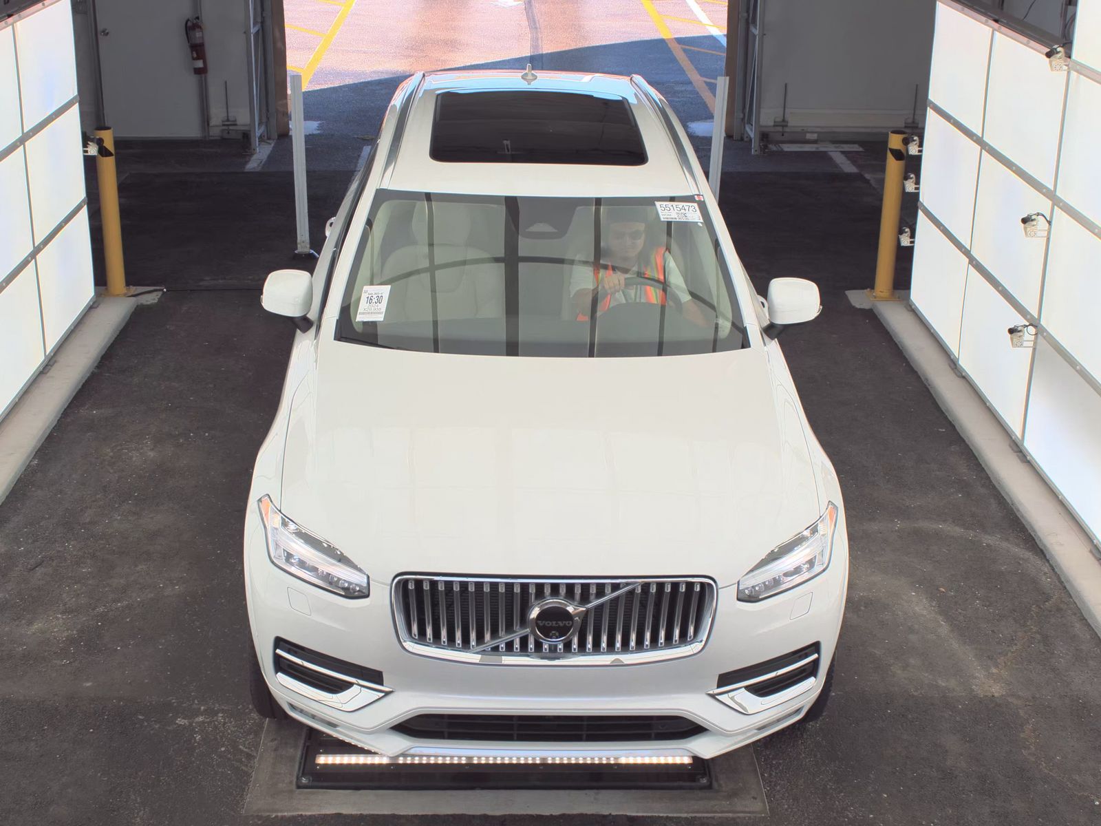 2024 Volvo XC90 B5 Plus AWD